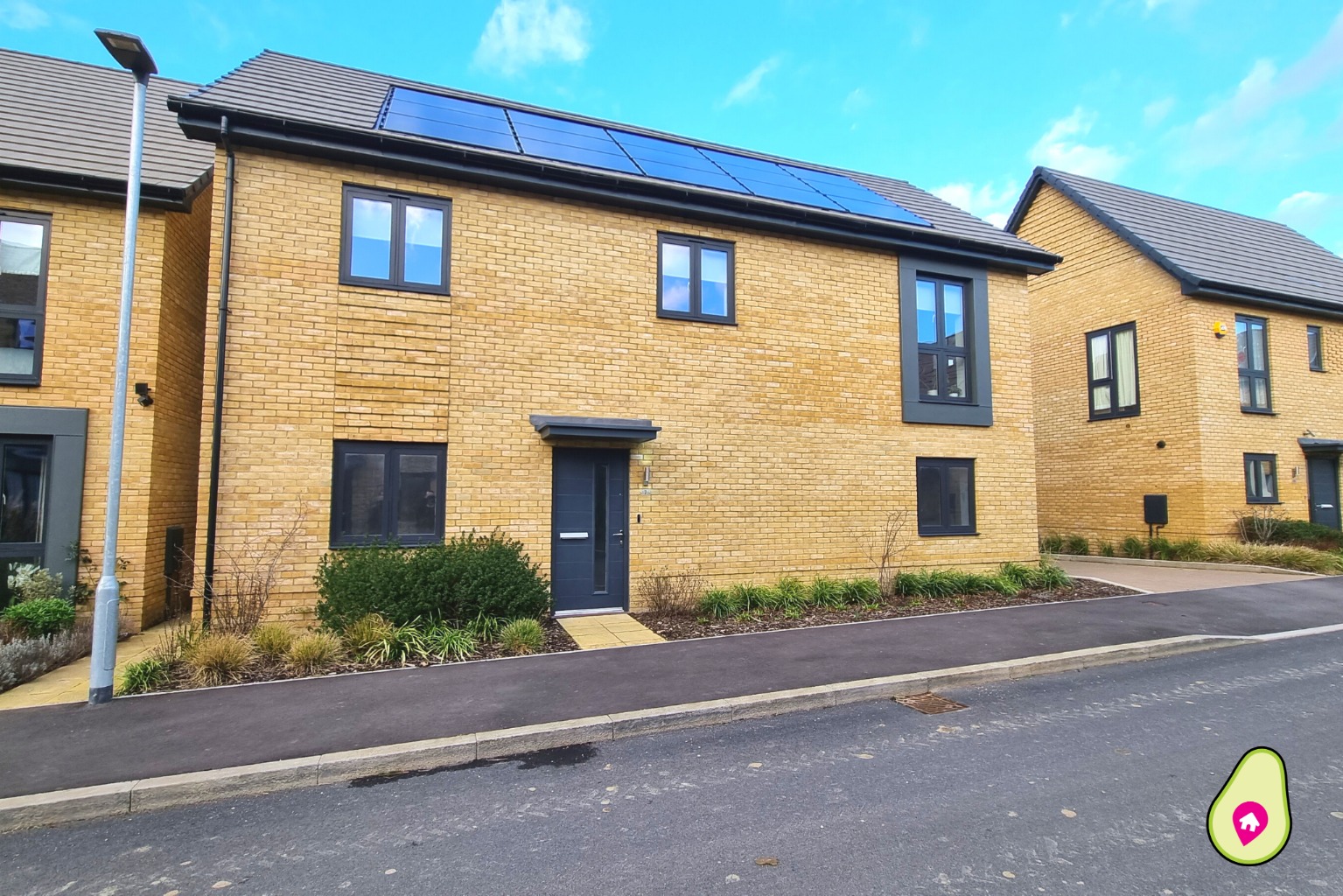 This impressive  coach house is in immaculate condition.  Not only does it have two double bedrooms but also comes with parking for two cars. The home offers open plan living accommodation and is bright and airy throughout.
