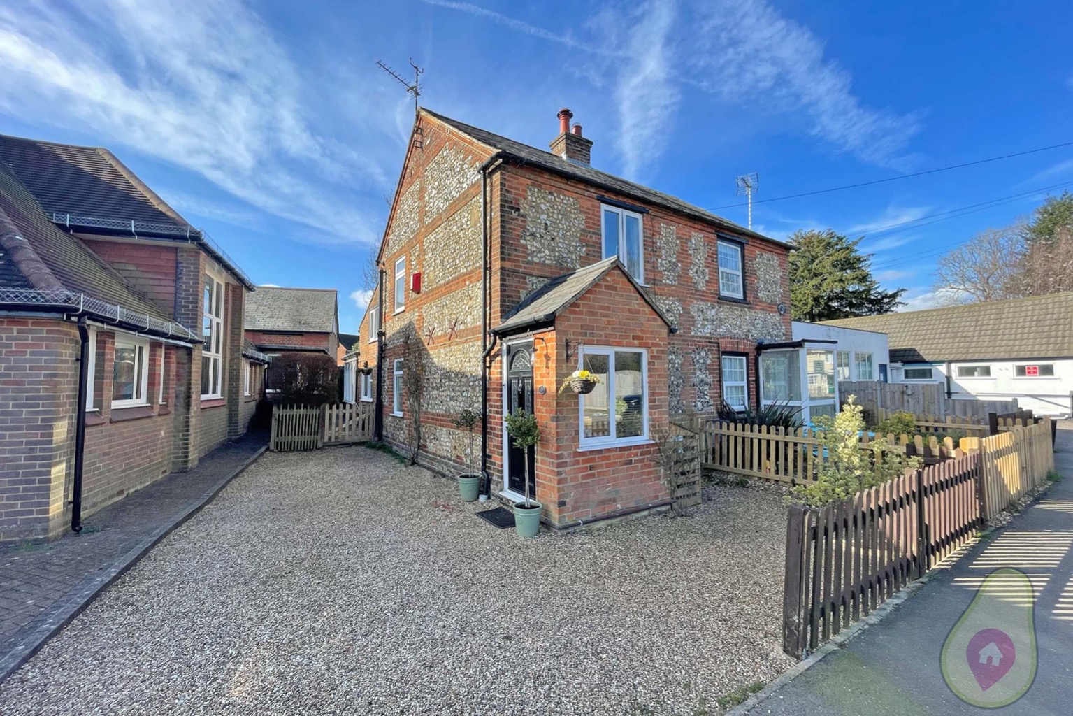 **CHECK OUT THE PROPERTY VIDEO** A three bedroom, semi detached brick and flint cottage that was originally built in 1850. Well presented throughout with exposed beams, open fireplace and driveway parking. A short walk into the village itself and a ten minute drive to Amersham.
