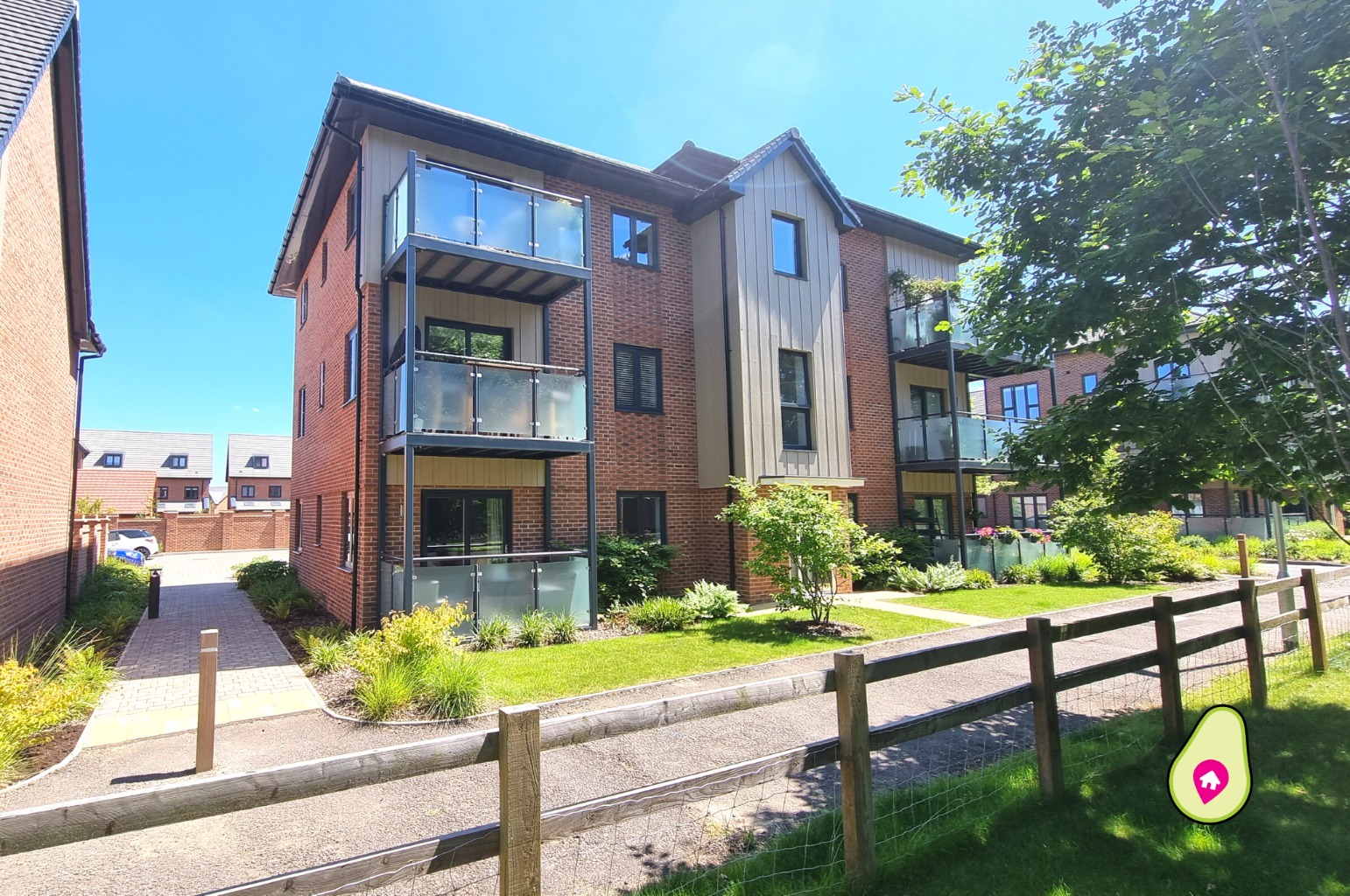 This Impressive high specification apartment with Bucklers Forest on the doorstep has so much to offer, whilst being within walking distance of Crowthorne High Street. Having been built in 2019 by Legal and General Homes, it really is in immaculate condition throughout and has a private balcony