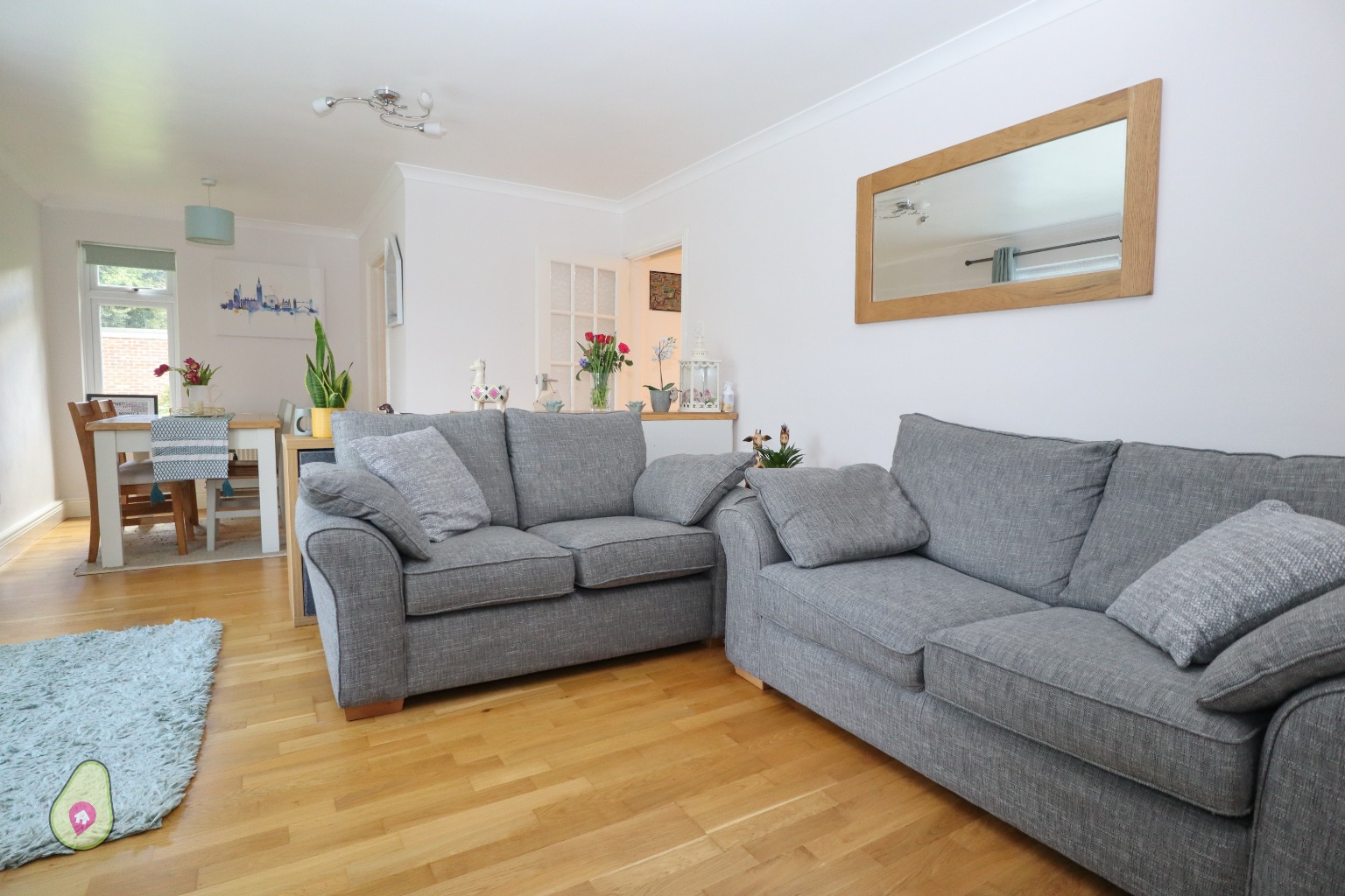 This lovely apartment is in an ultra convenient location, being a very short walk to the High Street, bus stops and other amenities.  There a two double bedrooms, a large living/dining room, along with a kitchen, luxury bathroom/utility room and another separate cloakroom, plus a garage!