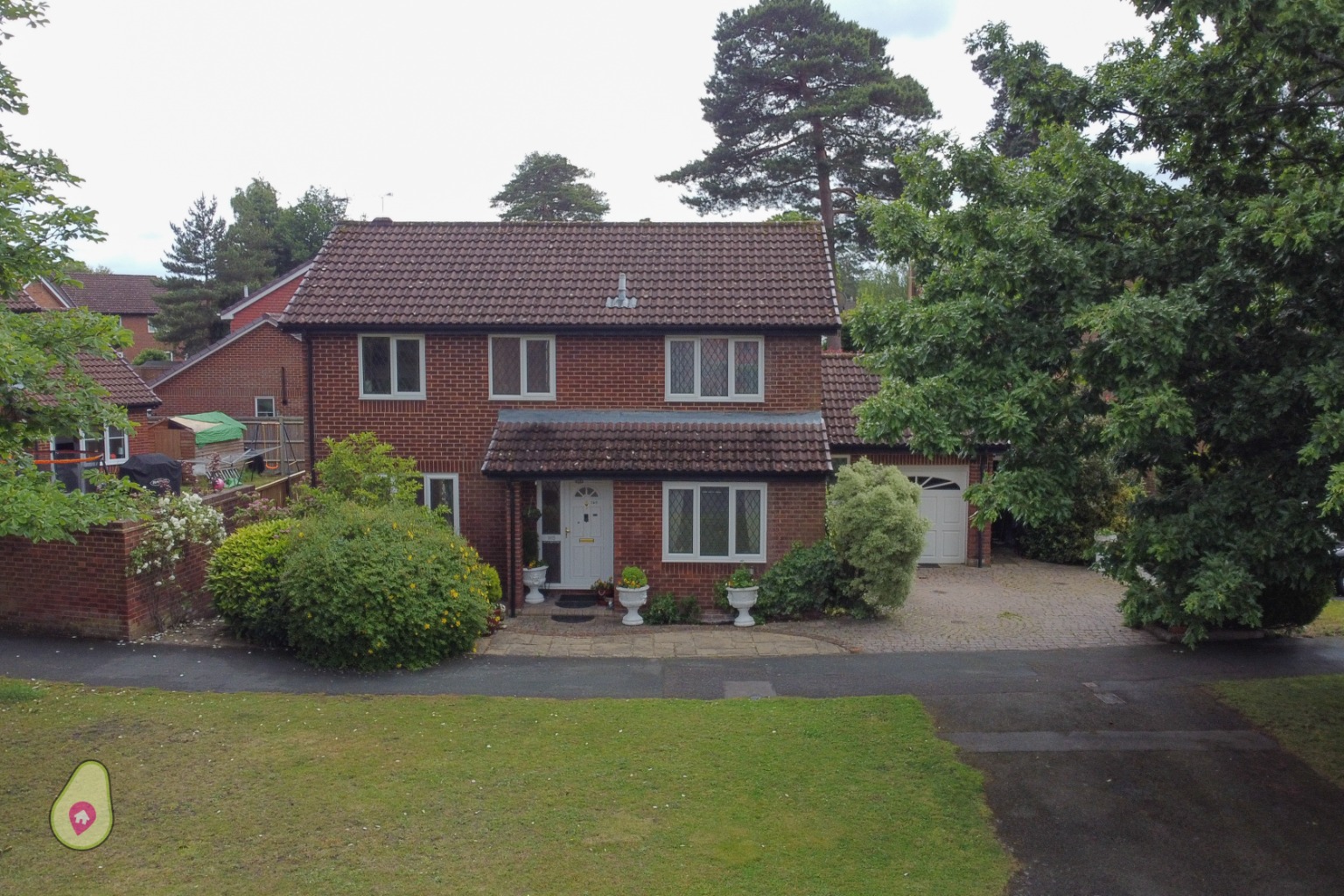 4 bed detached house for sale in Cheylesmore Drive, Camberley, GU16