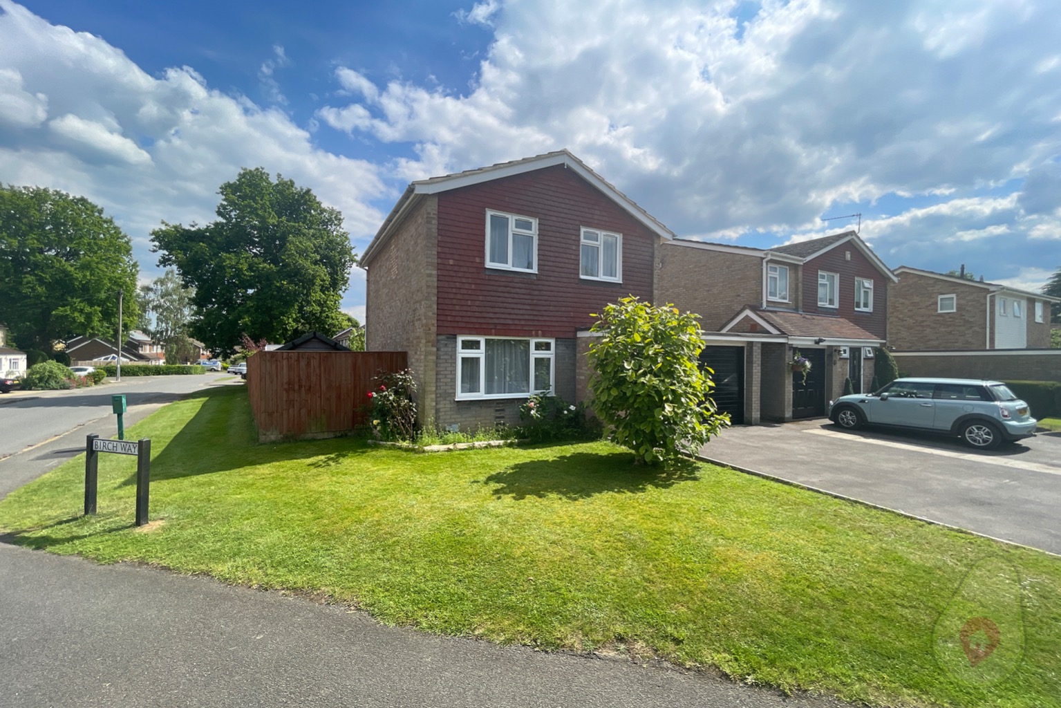 3 bed detached house for sale in Manor View, High Wycombe, HP15
