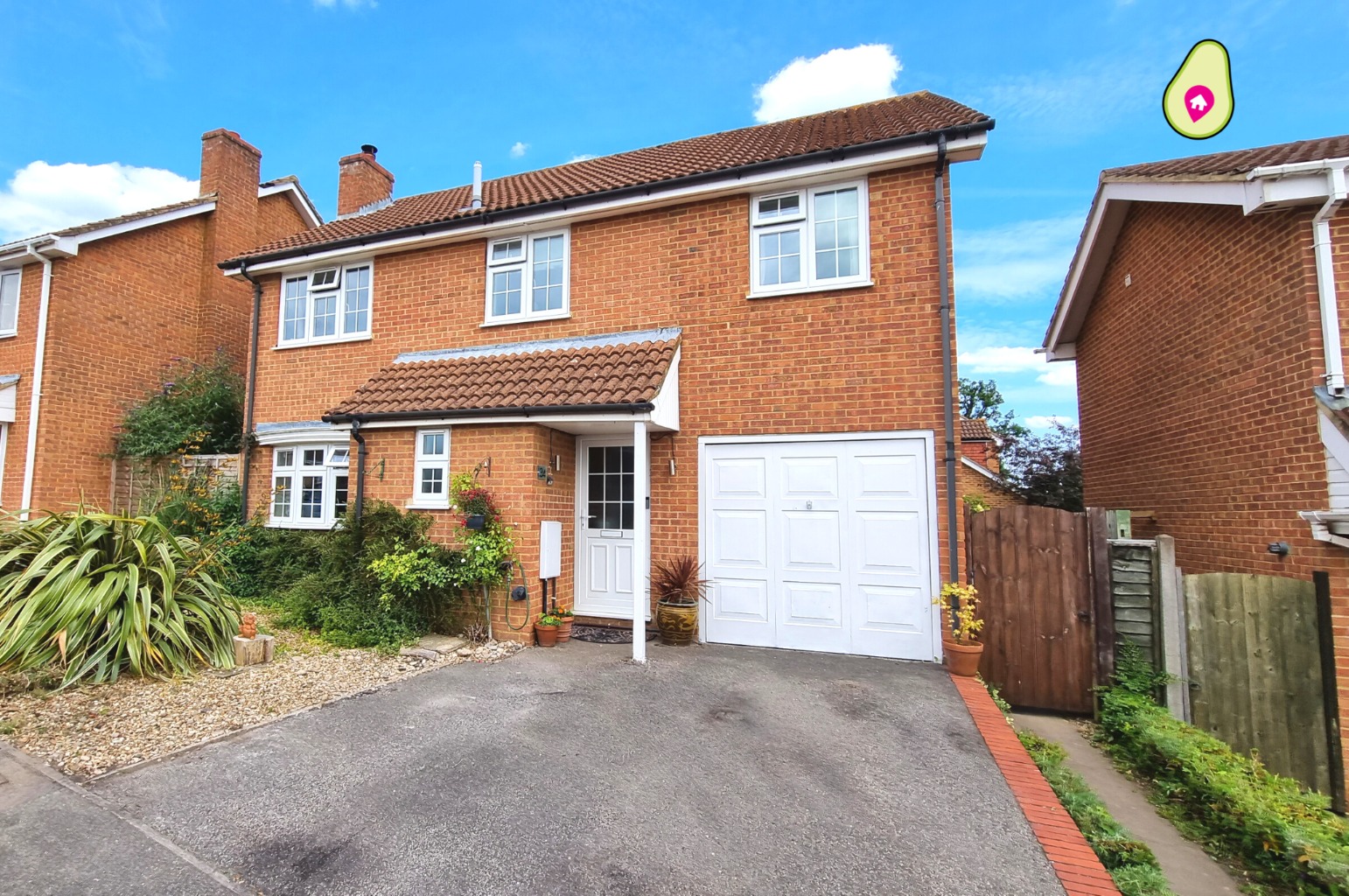 This is an excellent family home in a popular location. You are walking distance to lovely parks, local schools and amenities. Please watch our video for more details