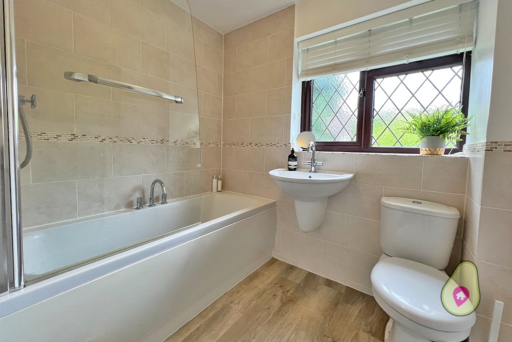 4 bed detached house for sale in Hornbeam Close, Wokingham  - Property Image 12