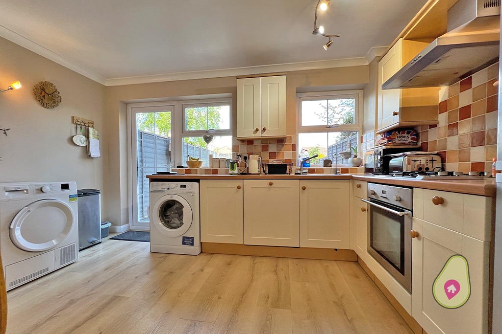 2 bed terraced house for sale in Wokingham  - Property Image 5