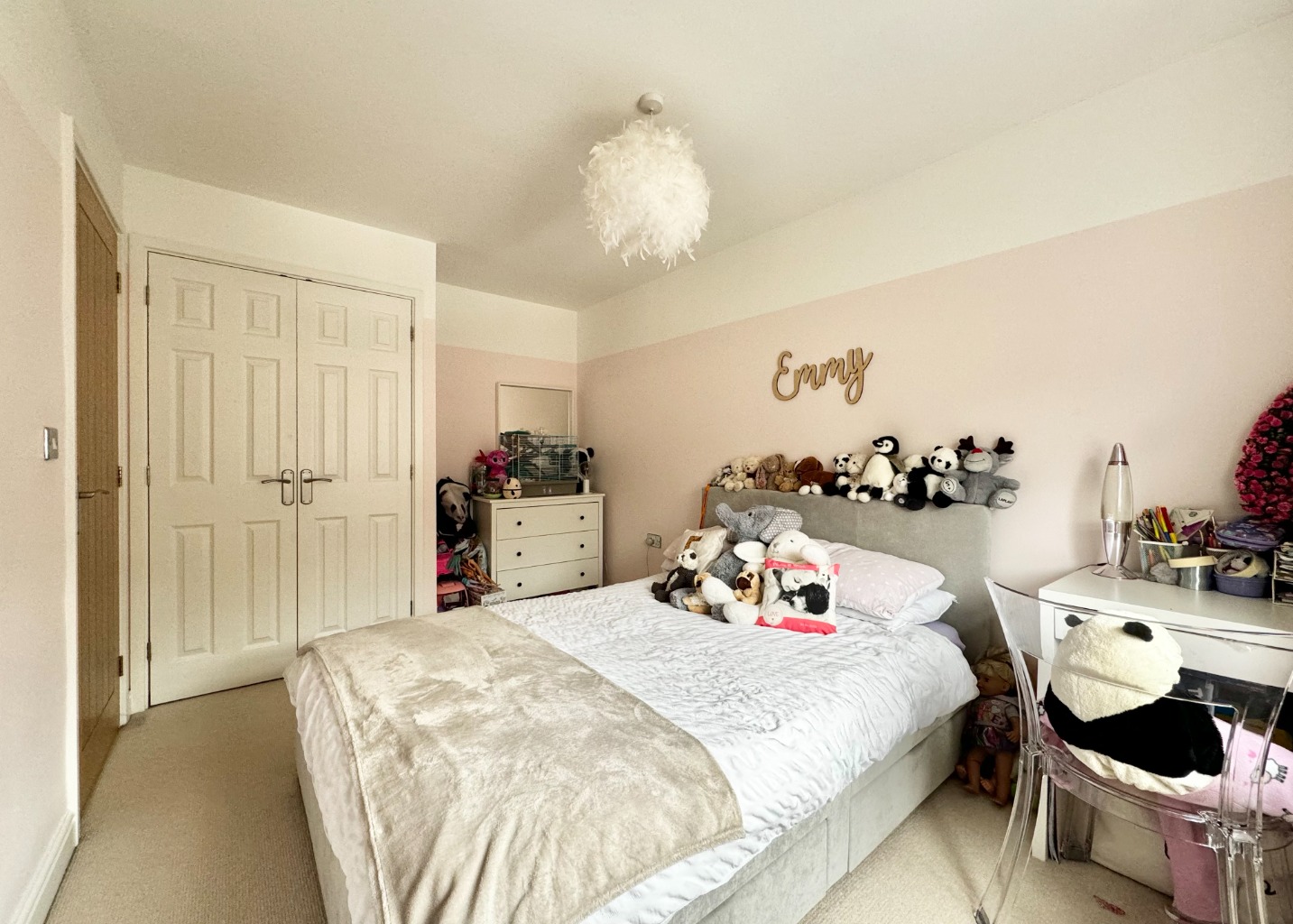 3 bed end of terrace house for sale in Stockbridge Road, Fleet  - Property Image 12