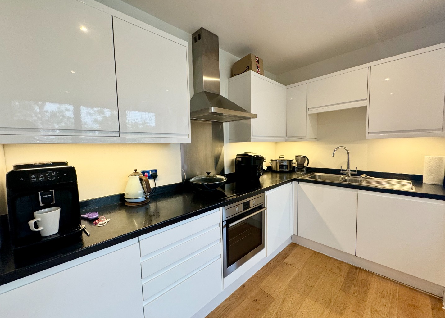 1 bed flat for sale in Ancells House, Fleet  - Property Image 2