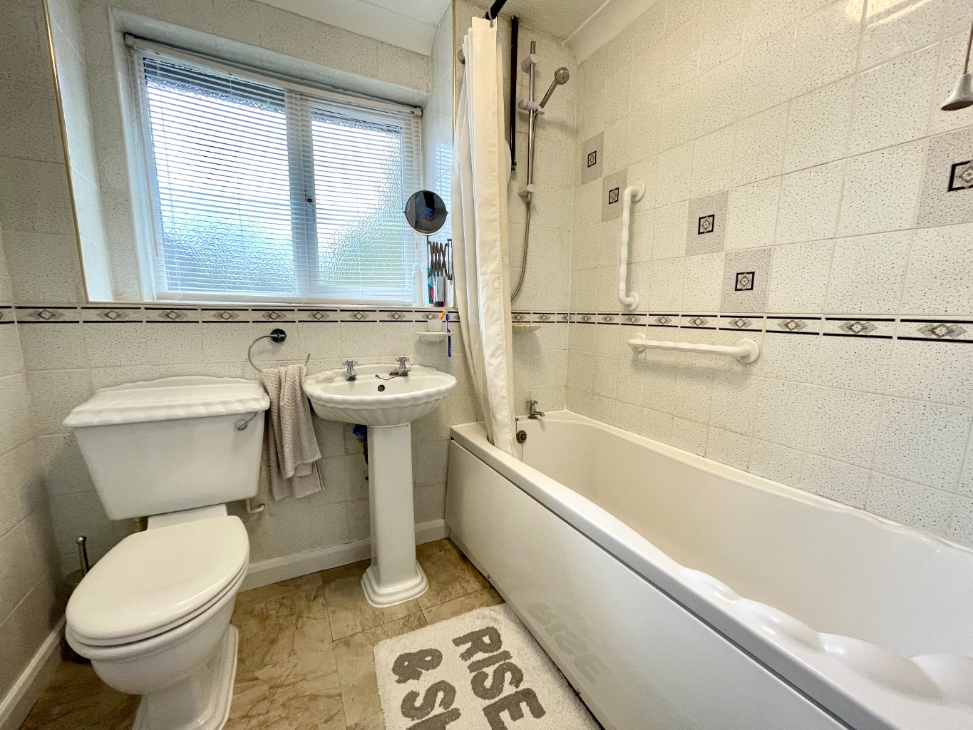 4 bed link detached house for sale in Ilfracombe Way, Reading  - Property Image 16
