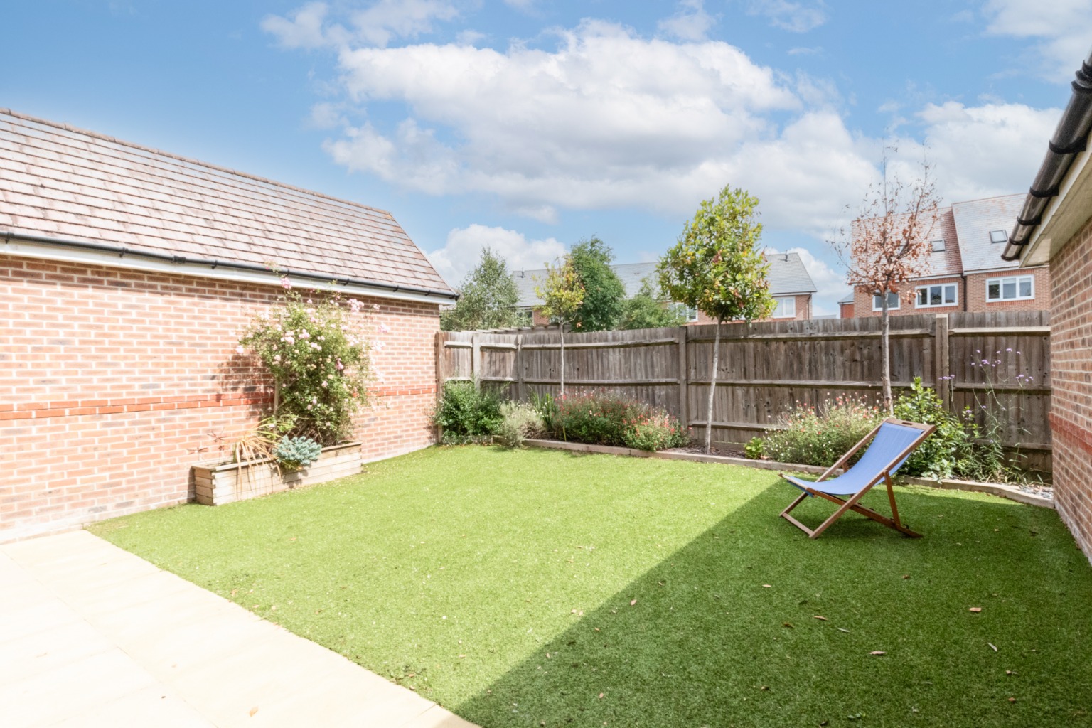 4 bed detached house for sale in Bunting Lane, Bracknell  - Property Image 2