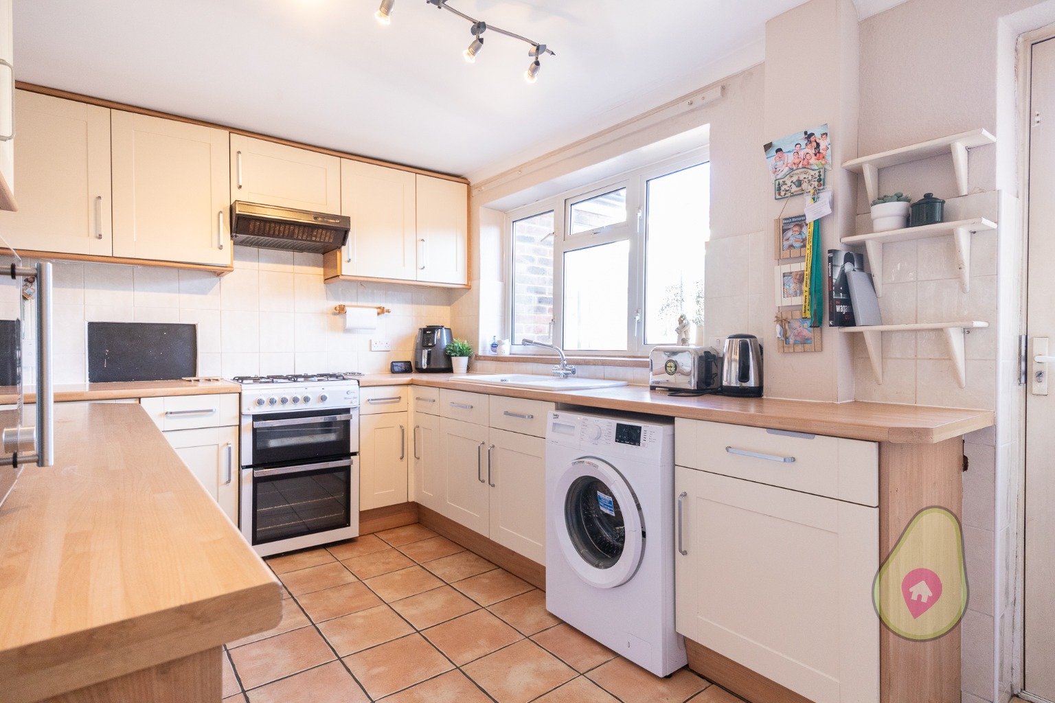 3 bed terraced house for sale in Moordale Avenue, Bracknell  - Property Image 7