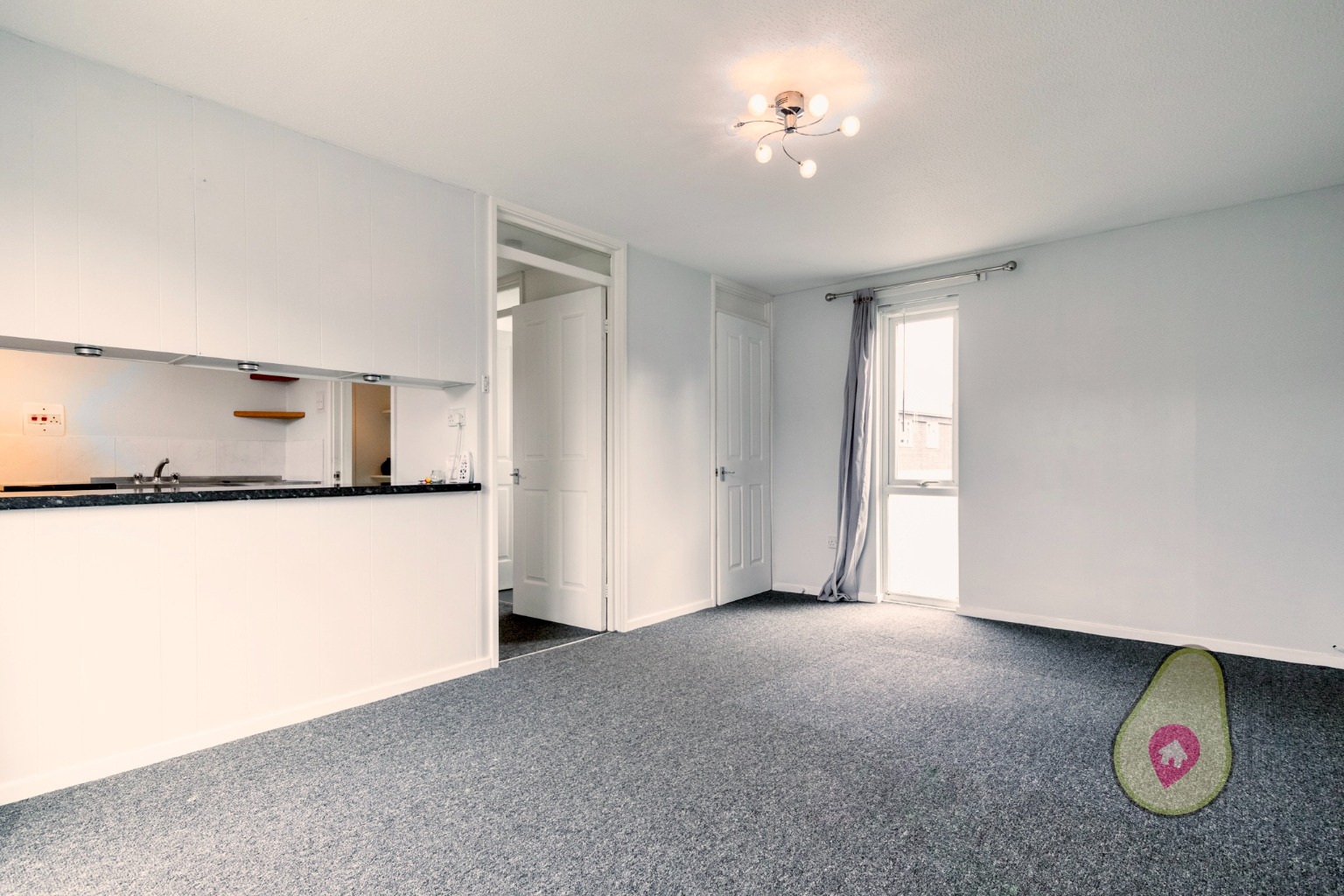 1 bed flat for sale in Naseby, Bracknell  - Property Image 3