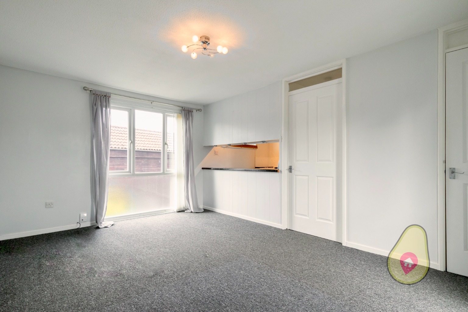 1 bed flat for sale in Naseby, Bracknell  - Property Image 4