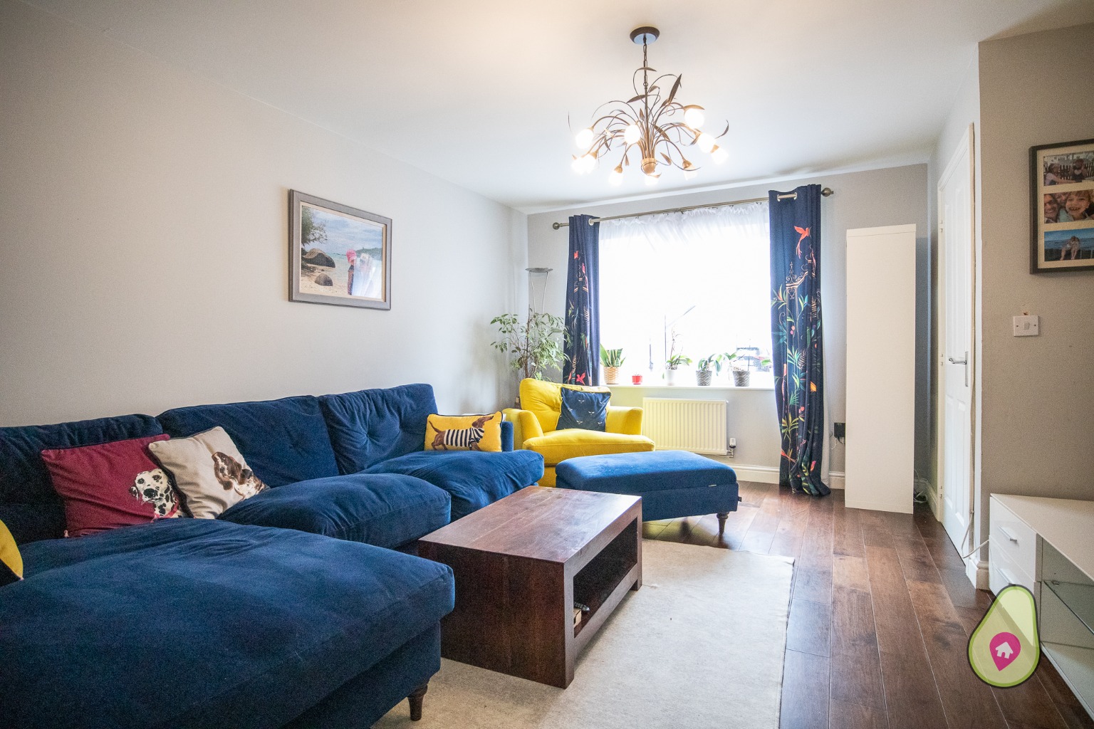 4 bed terraced house for sale in Cuckoo Lane, Bracknell  - Property Image 2