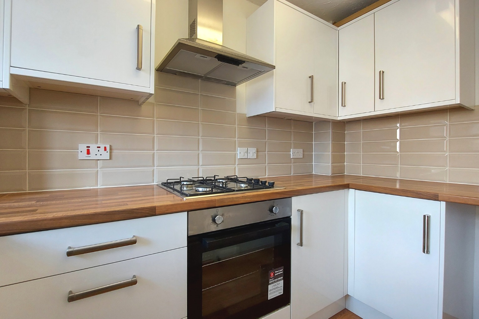 2 bed terraced house for sale in Coleridge Close, Reading  - Property Image 5