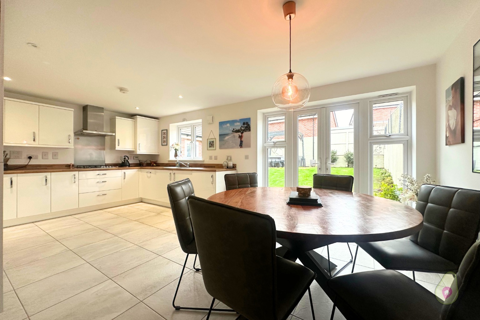 4 bed semi-detached house for sale in Langford Avenue, Reading  - Property Image 4