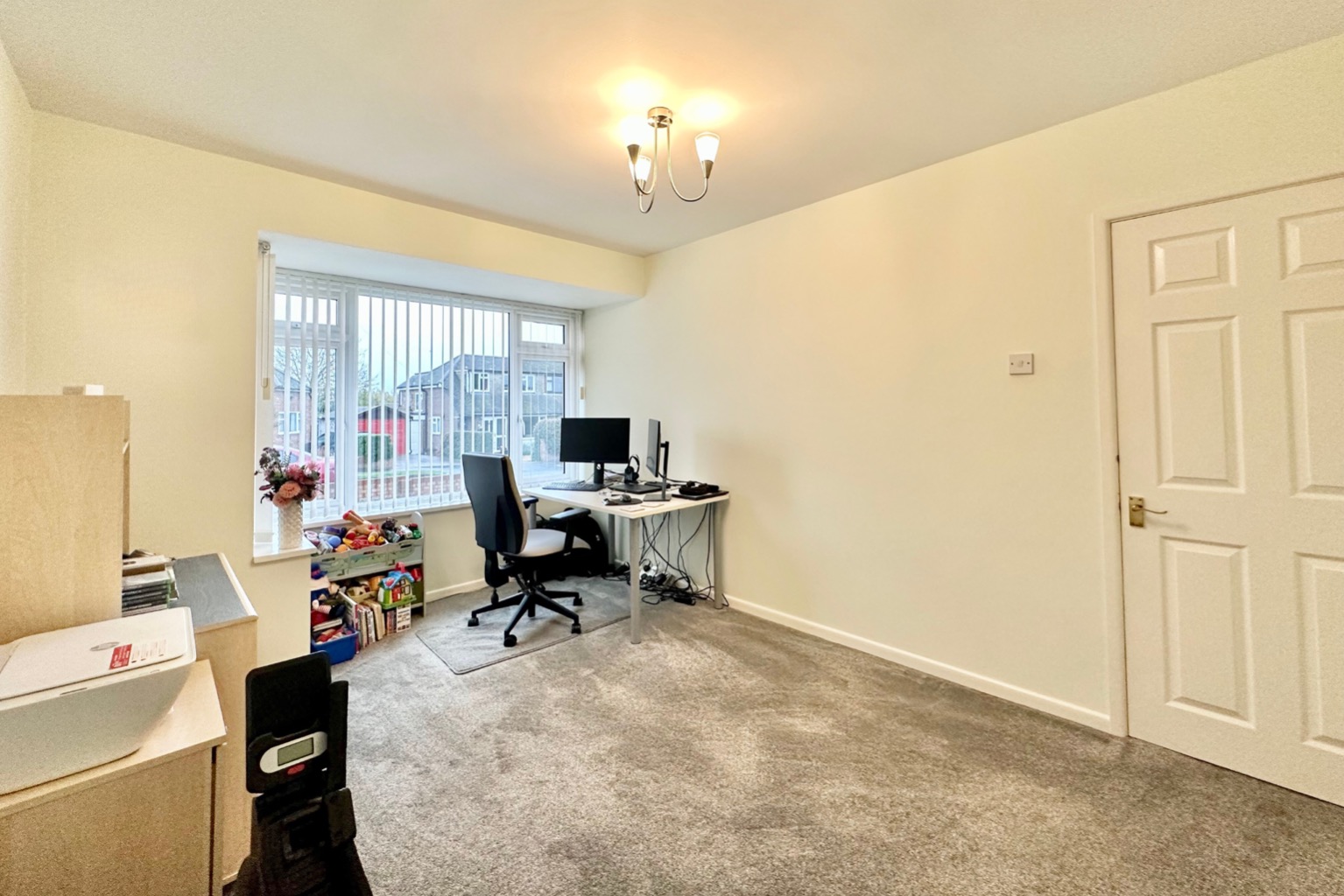 4 bed semi-detached house for sale in Melrose Gardens, Reading  - Property Image 7