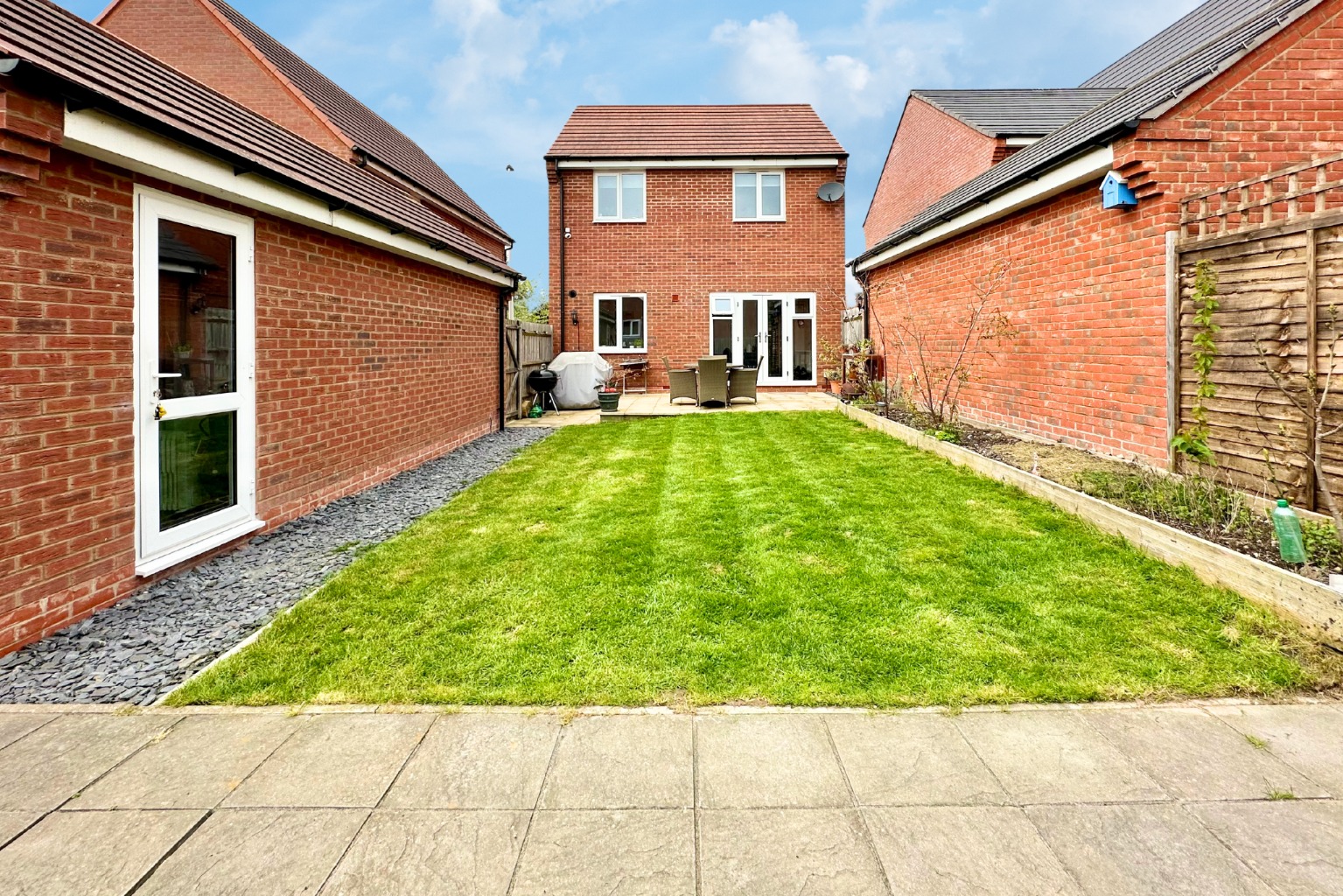 3 bed detached house for sale in Shinfield, Berkshire  - Property Image 2