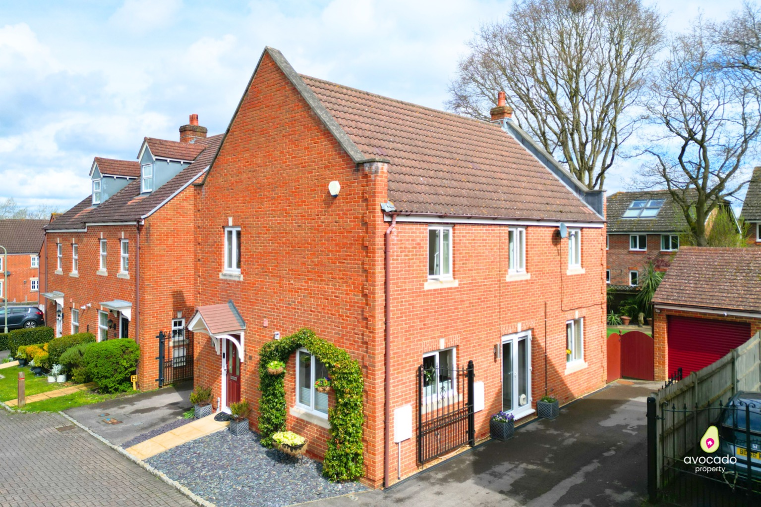 4 bed detached house for sale in Three Mile Cross, Berkshire  - Property Image 1