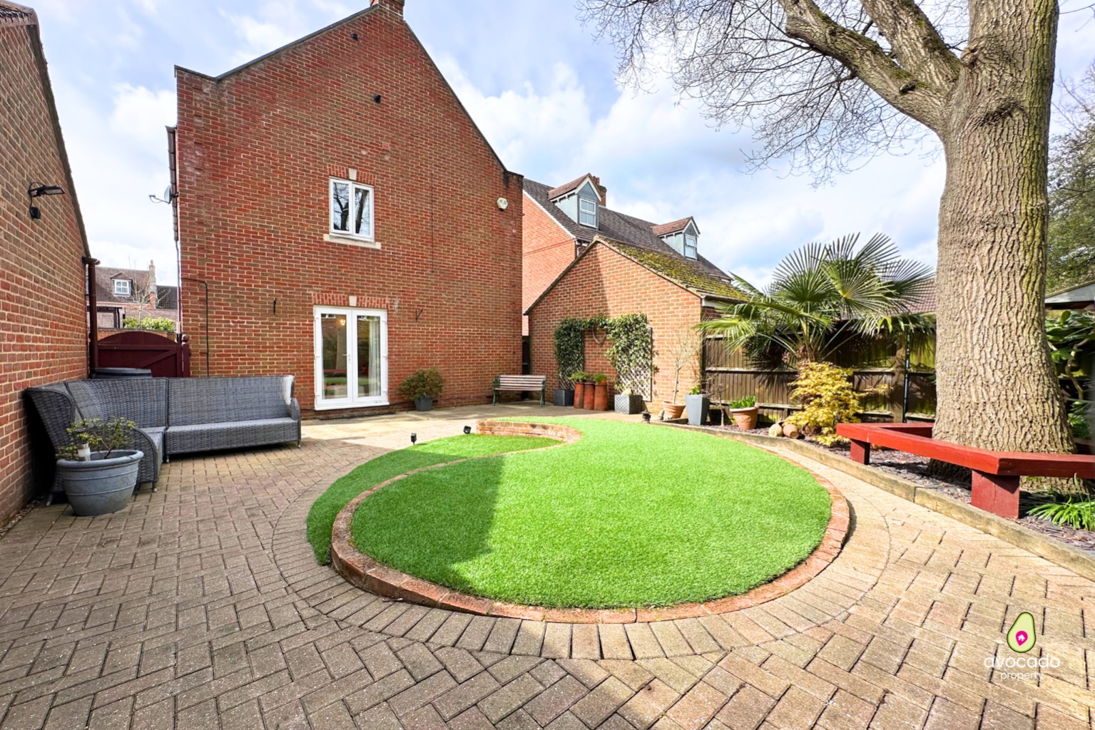 4 bed detached house for sale in Three Mile Cross, Berkshire  - Property Image 29