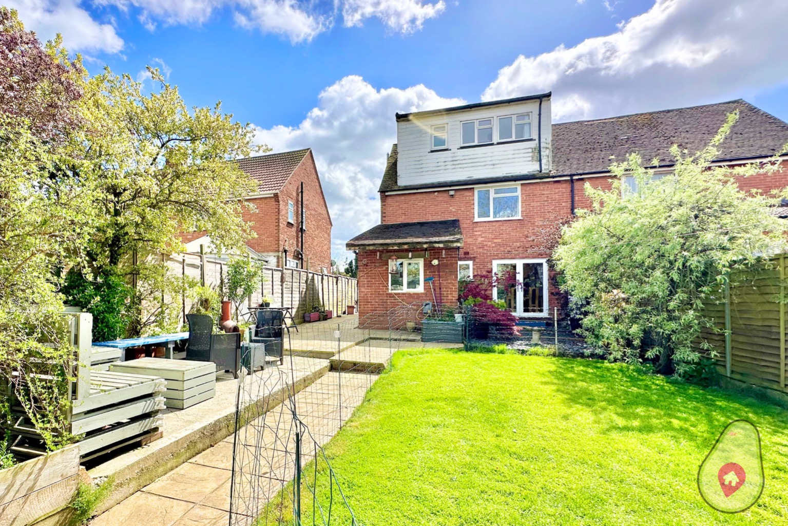 3 bed semi-detached house for sale in Hartland Road, Reading  - Property Image 2