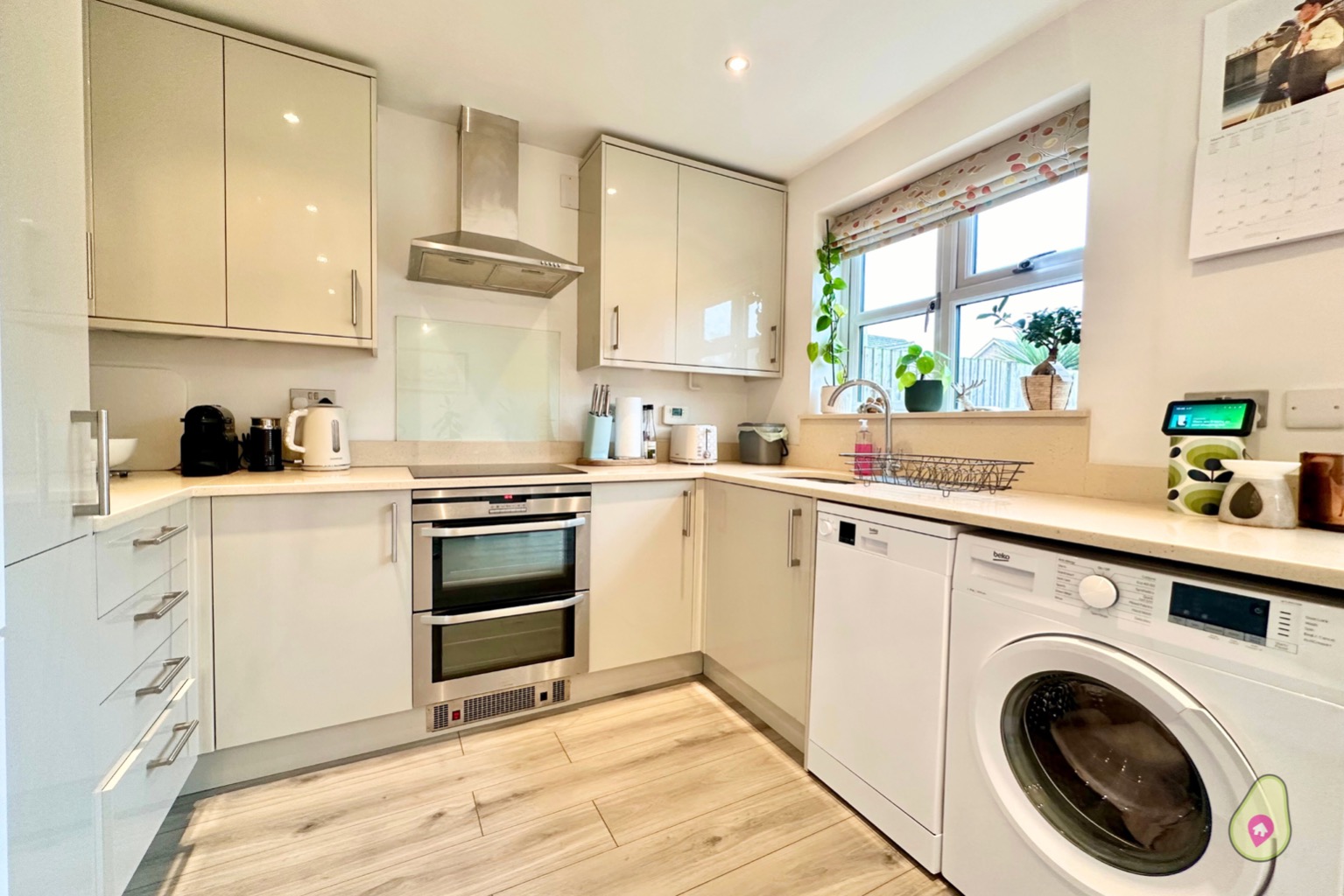 3 bed link detached house for sale in Lansdowne Gardens, Reading  - Property Image 5