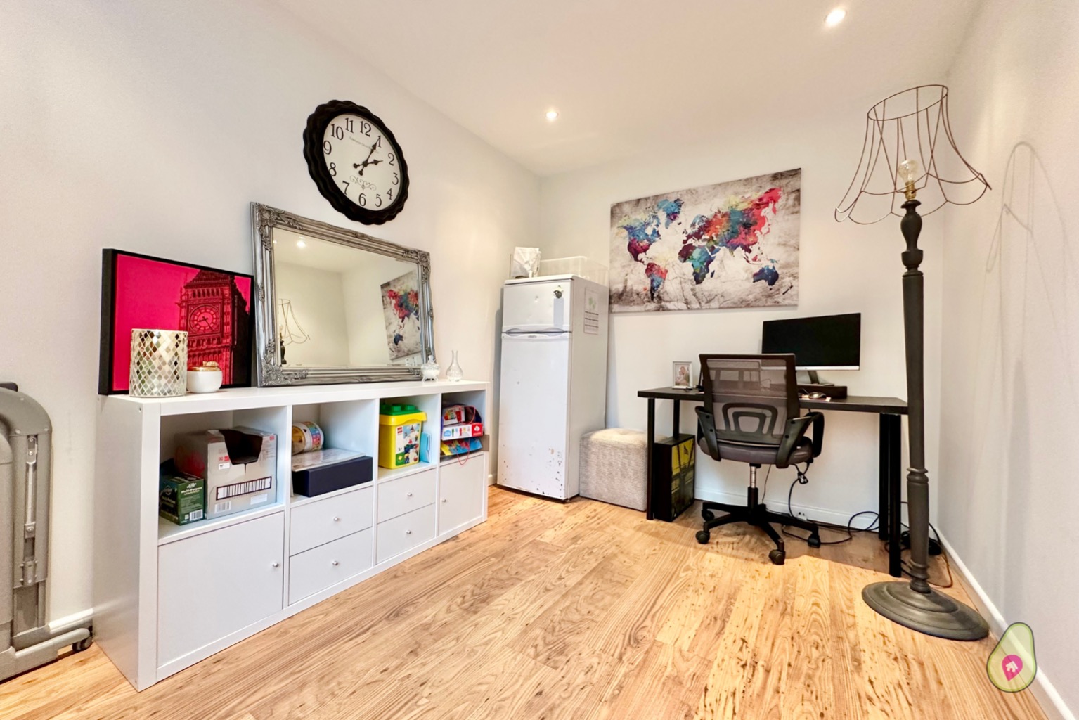 3 bed link detached house for sale in Lansdowne Gardens, Reading  - Property Image 14