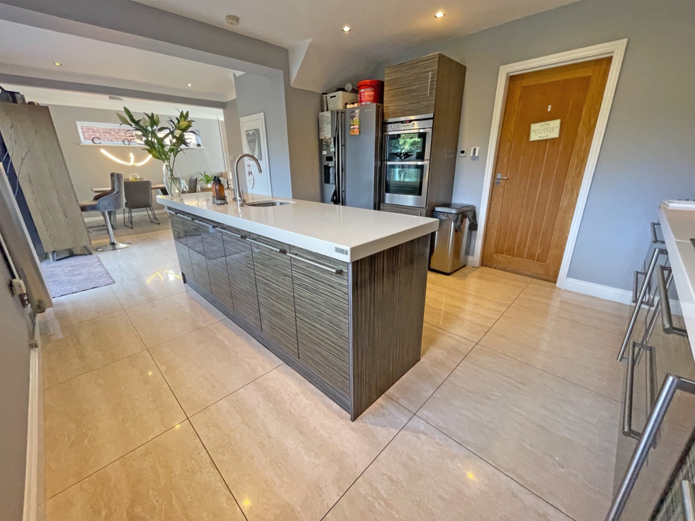 4 bed detached house for sale in School Close, High Wycombe  - Property Image 2
