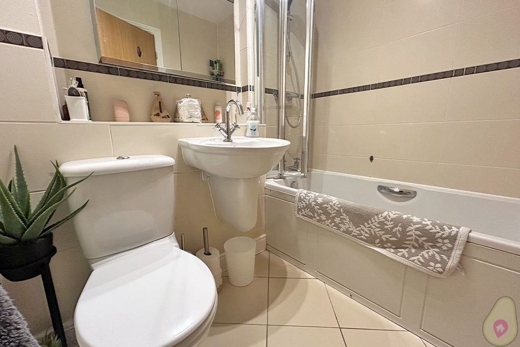 2 bed terraced house for sale in Gardener Walk  - Property Image 8