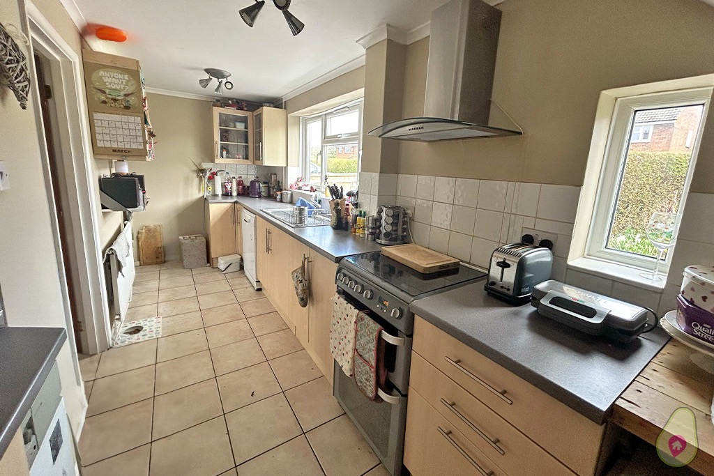 3 bed semi-detached house for sale in Penn  - Property Image 6