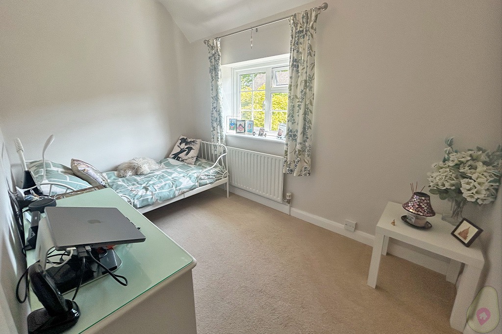4 bed semi-detached house for sale in Penn  - Property Image 11