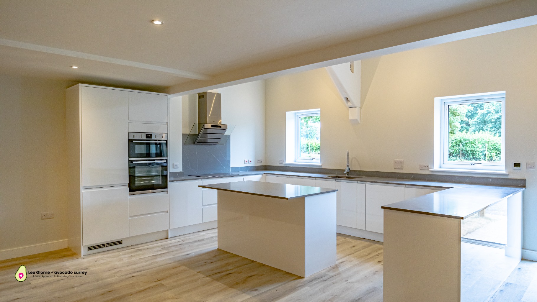 3 bed terraced house for sale in Loxwood Road, Cranleigh  - Property Image 2