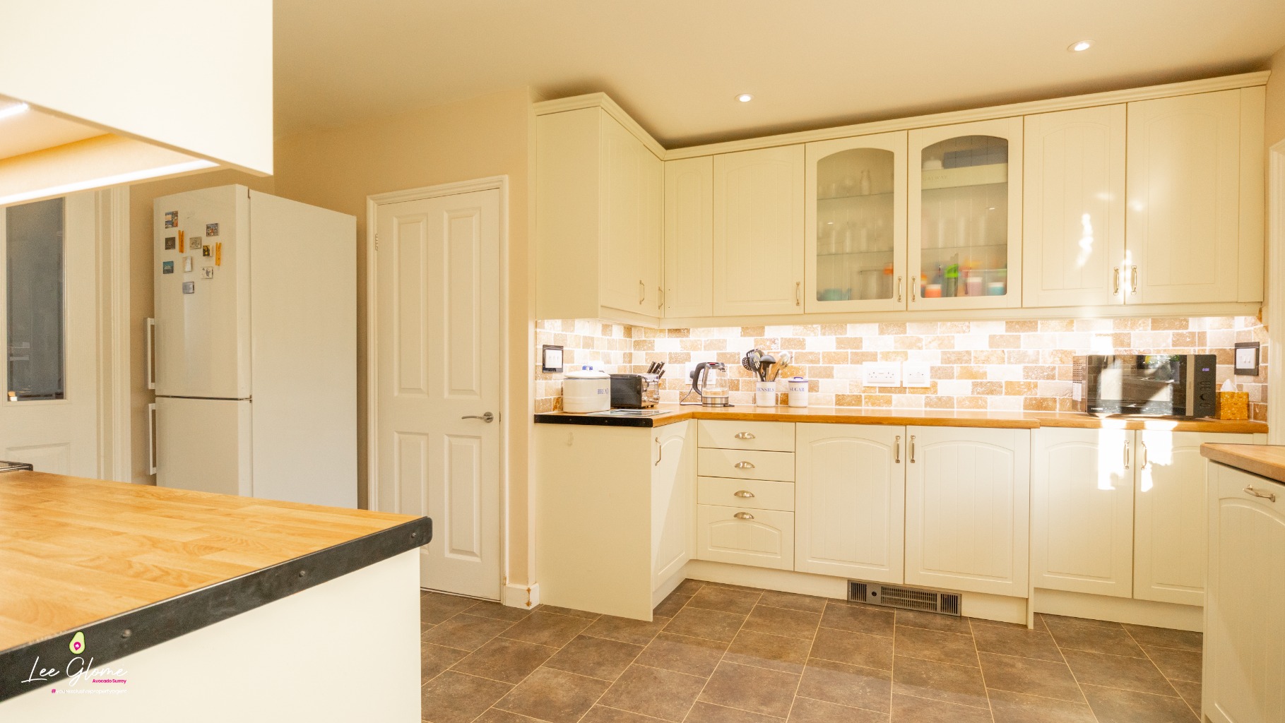 4 bed semi-detached house for sale in Loxwood Road, Cranleigh  - Property Image 3