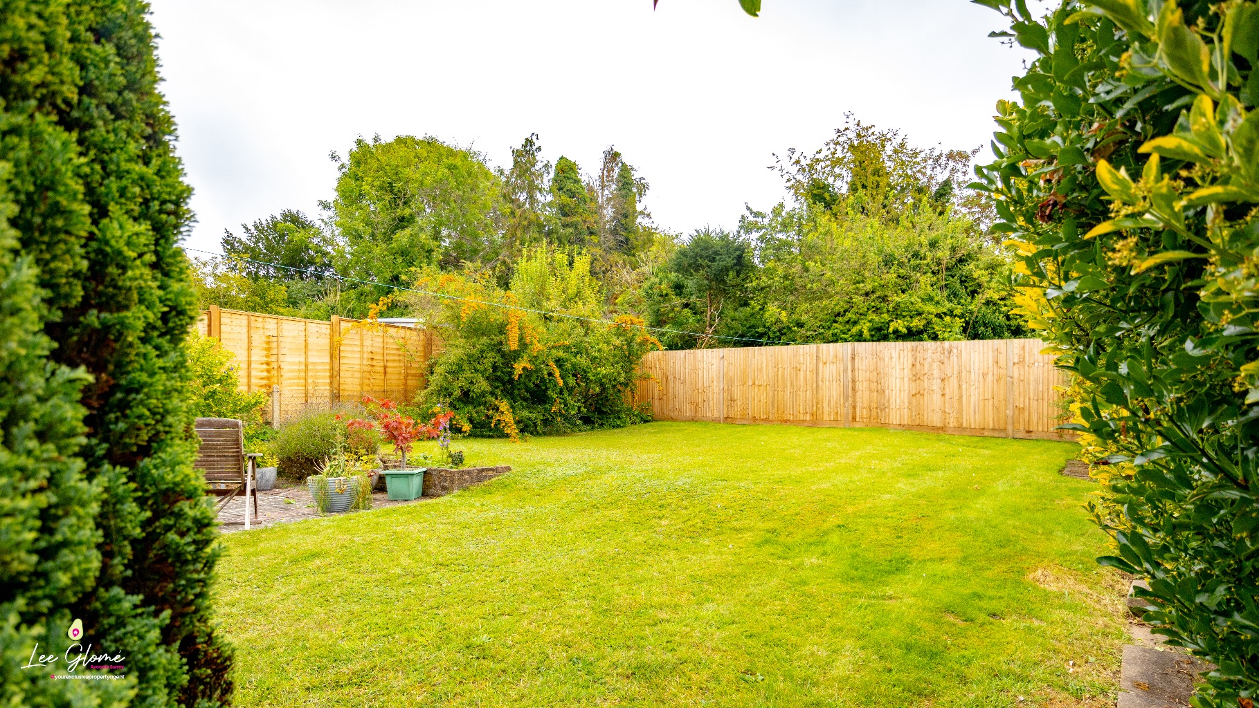 4 bed detached bungalow for sale in Dowlans Road, Leatherhead  - Property Image 12