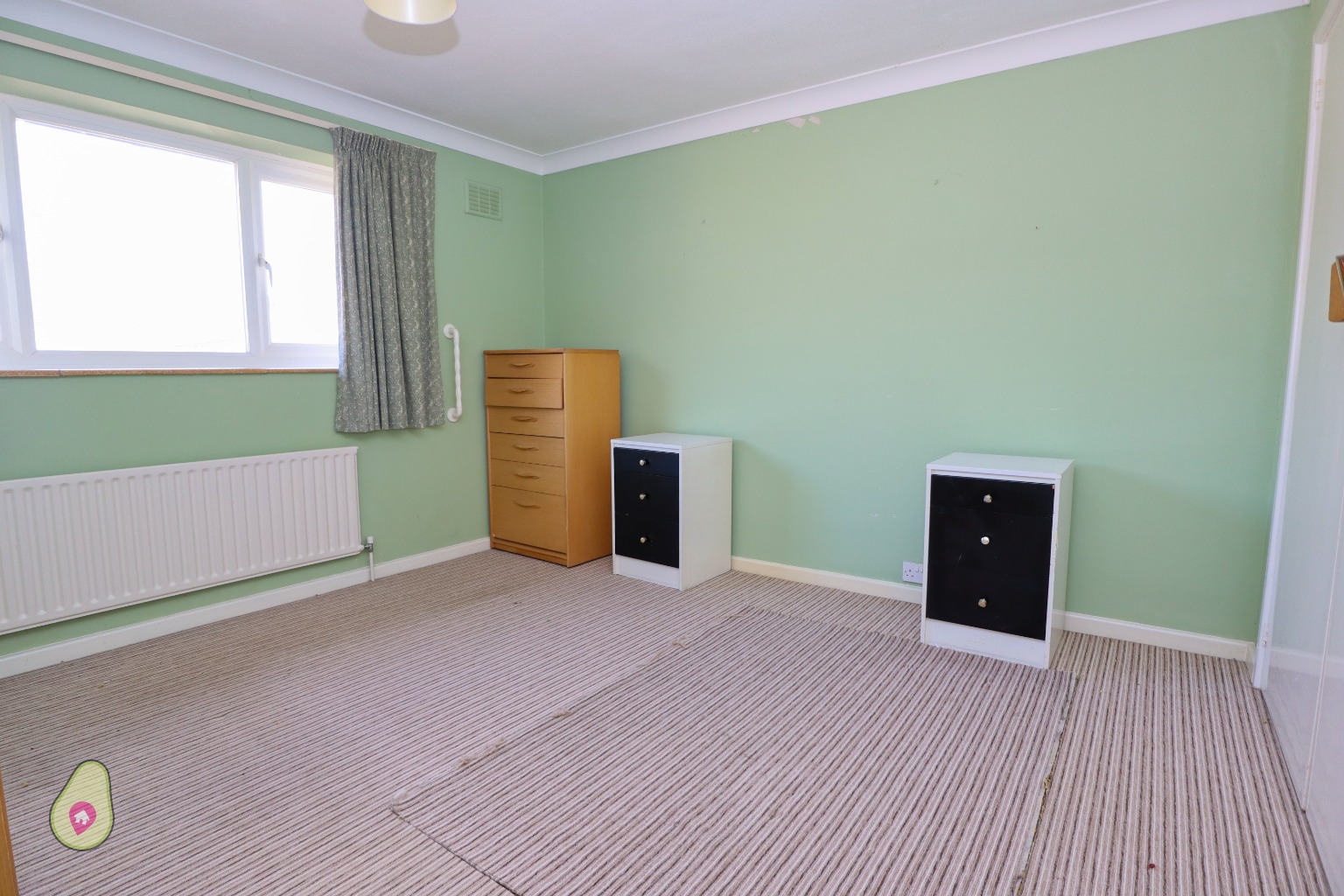 3 bed semi-detached house for sale in Weldon Close, Fleet  - Property Image 6
