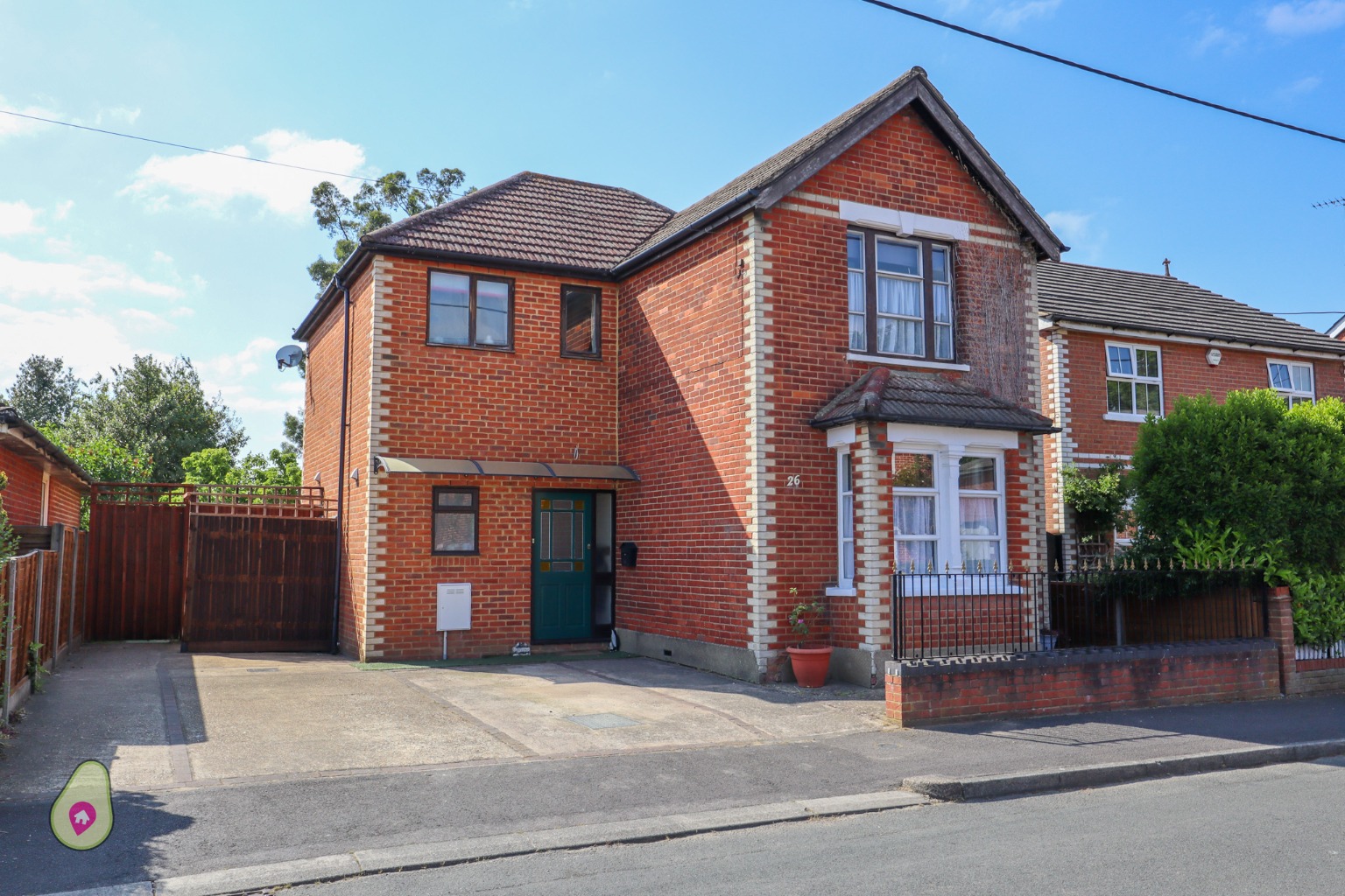 3 bed detached house for sale in Highfield Road, Farnborough  - Property Image 1