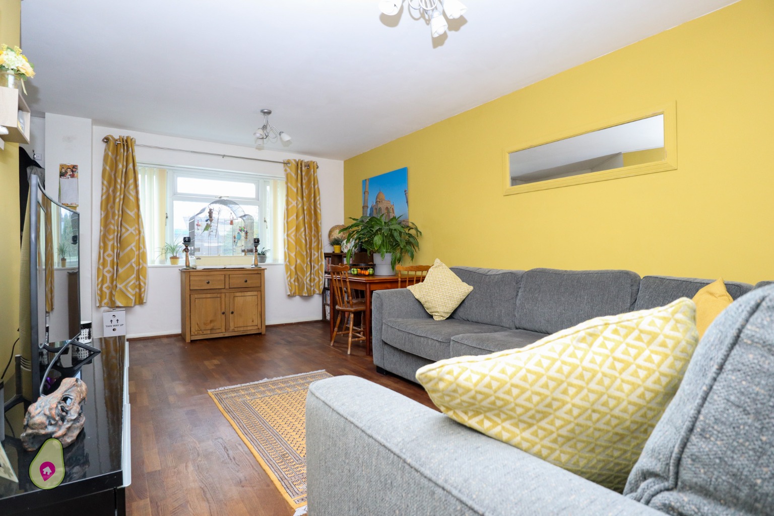 2 bed ground floor maisonette for sale in Camp Road, Farnborough  - Property Image 4
