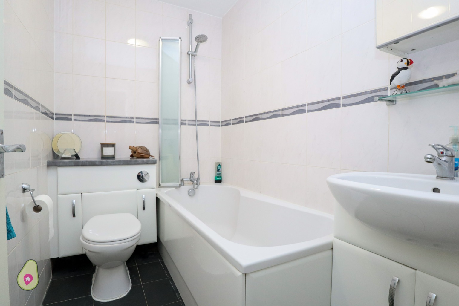2 bed ground floor maisonette for sale in Camp Road, Farnborough  - Property Image 7