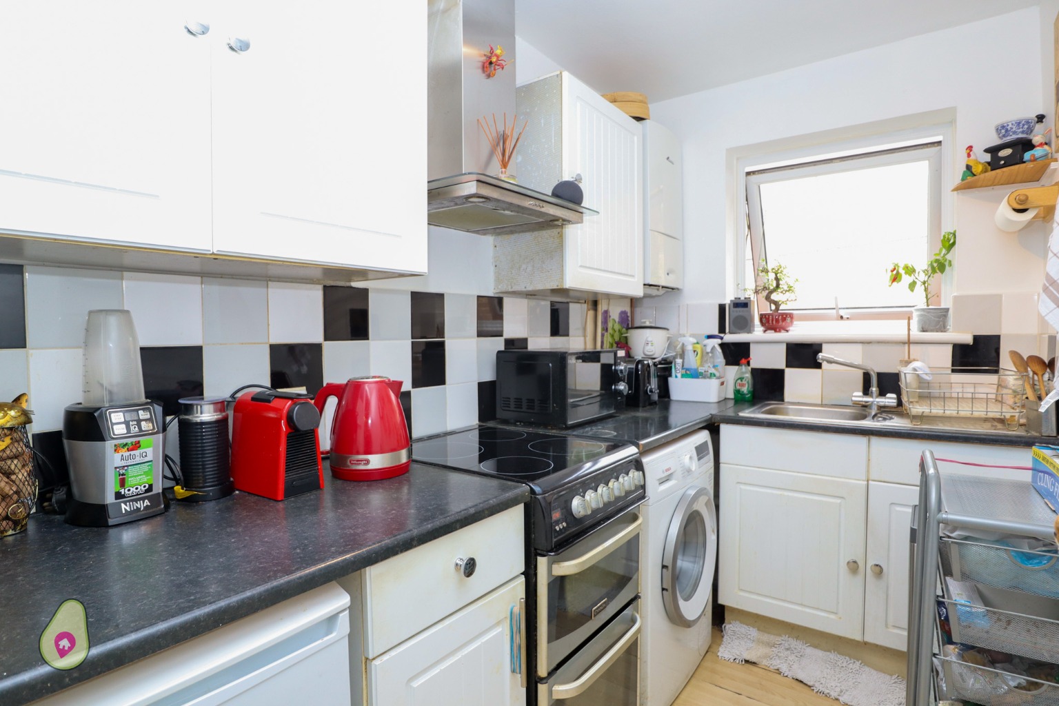 1 bed flat for sale in Kings Road, Guildford  - Property Image 4