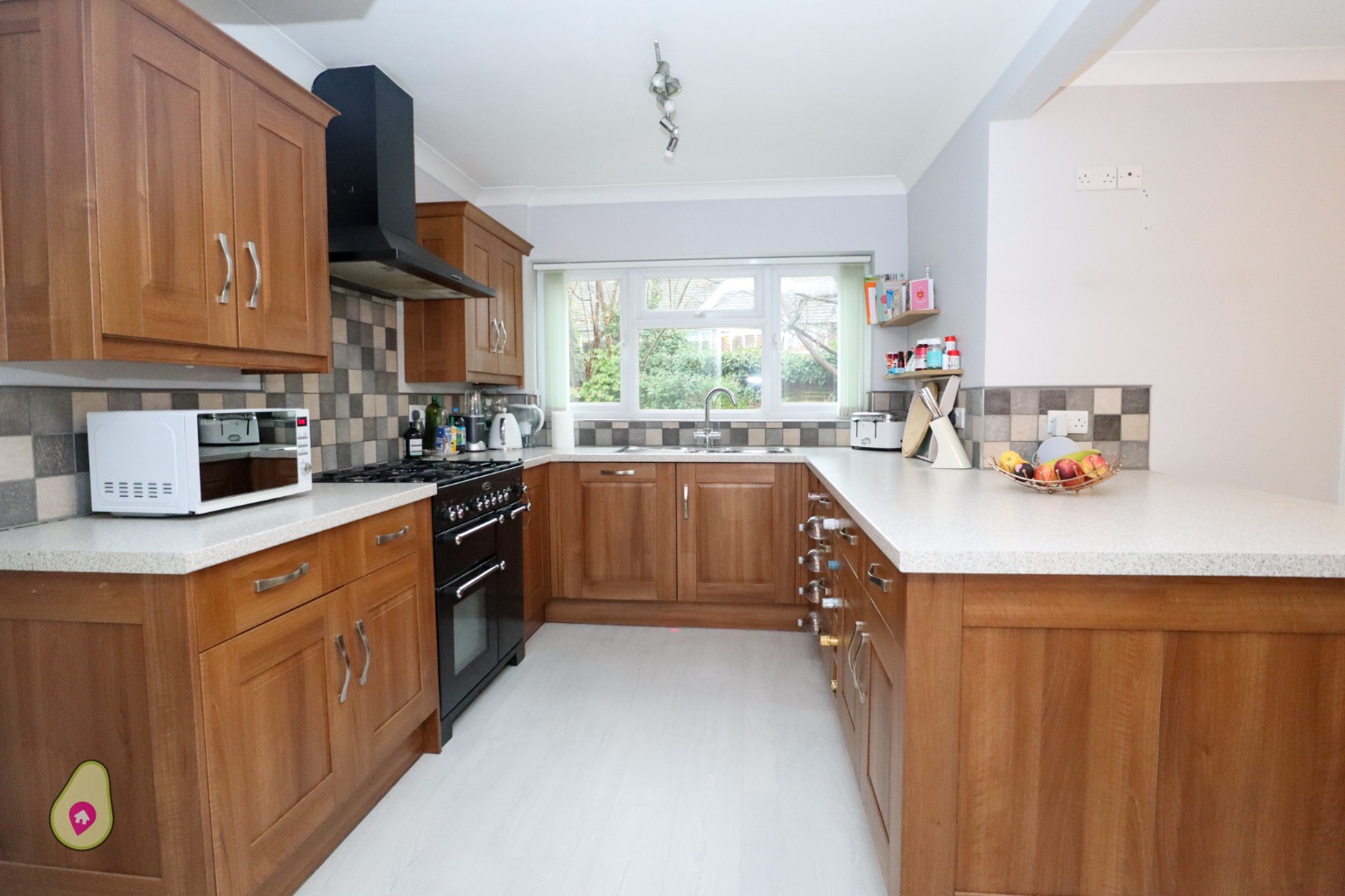 5 bed detached house for sale in Highfield Road, Farnborough  - Property Image 4
