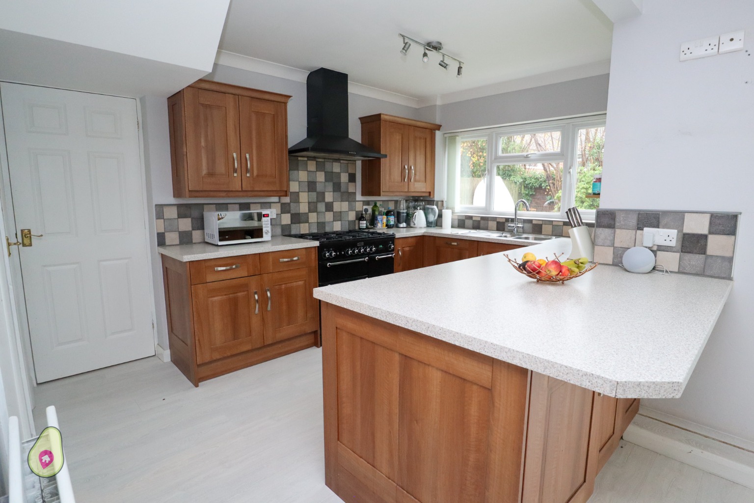 5 bed detached house for sale in Highfield Road, Farnborough  - Property Image 5