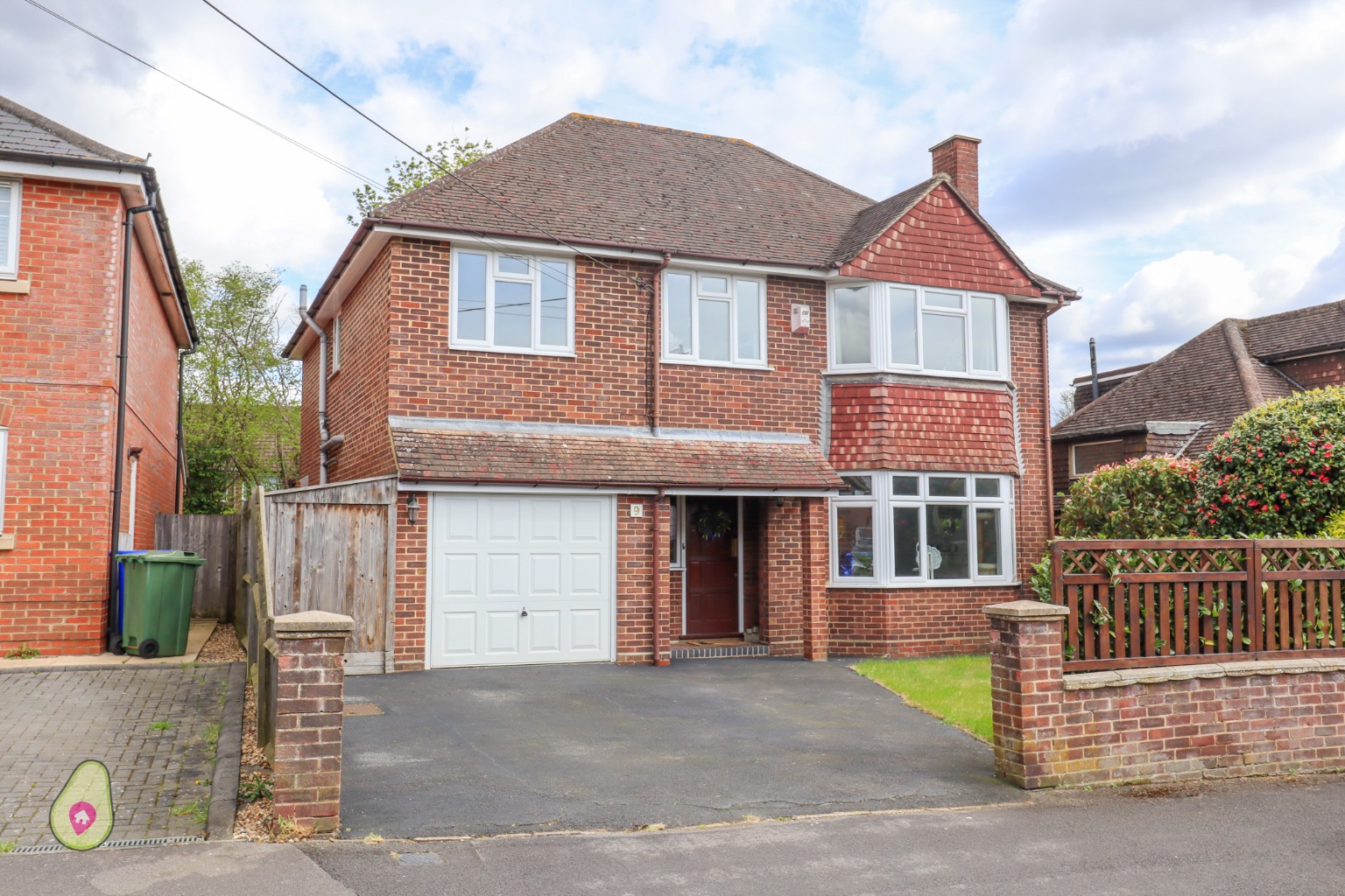 5 bed detached house for sale in Highfield Road, Farnborough  - Property Image 1