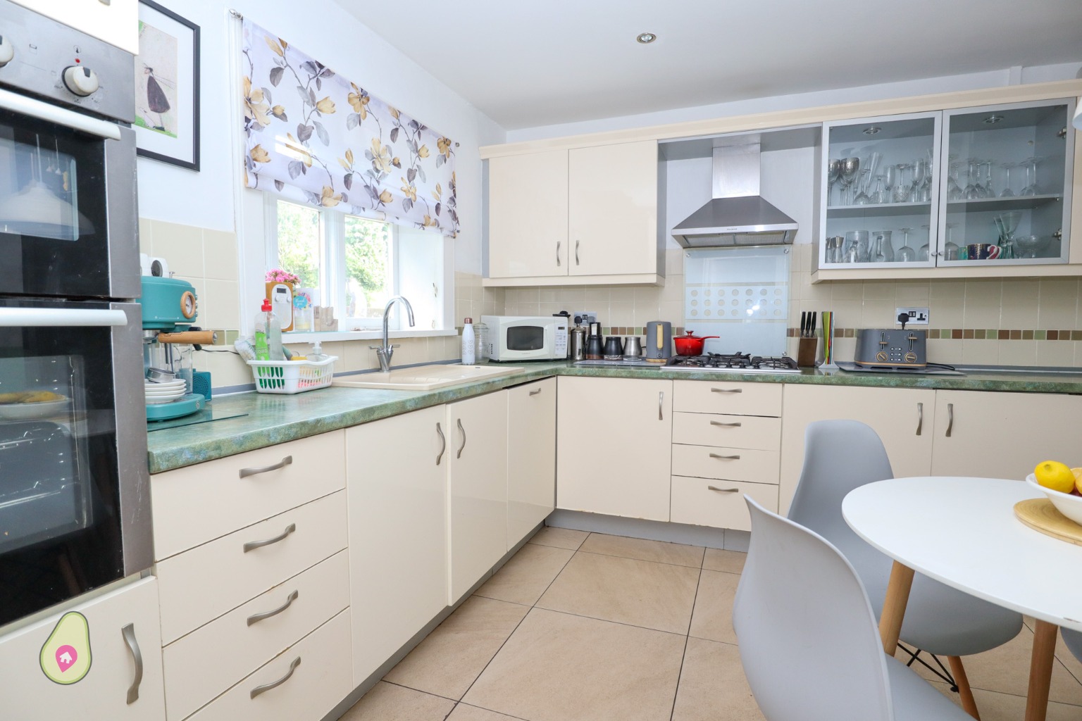 4 bed semi-detached house for sale in Middlemoor Road, Camberley  - Property Image 4