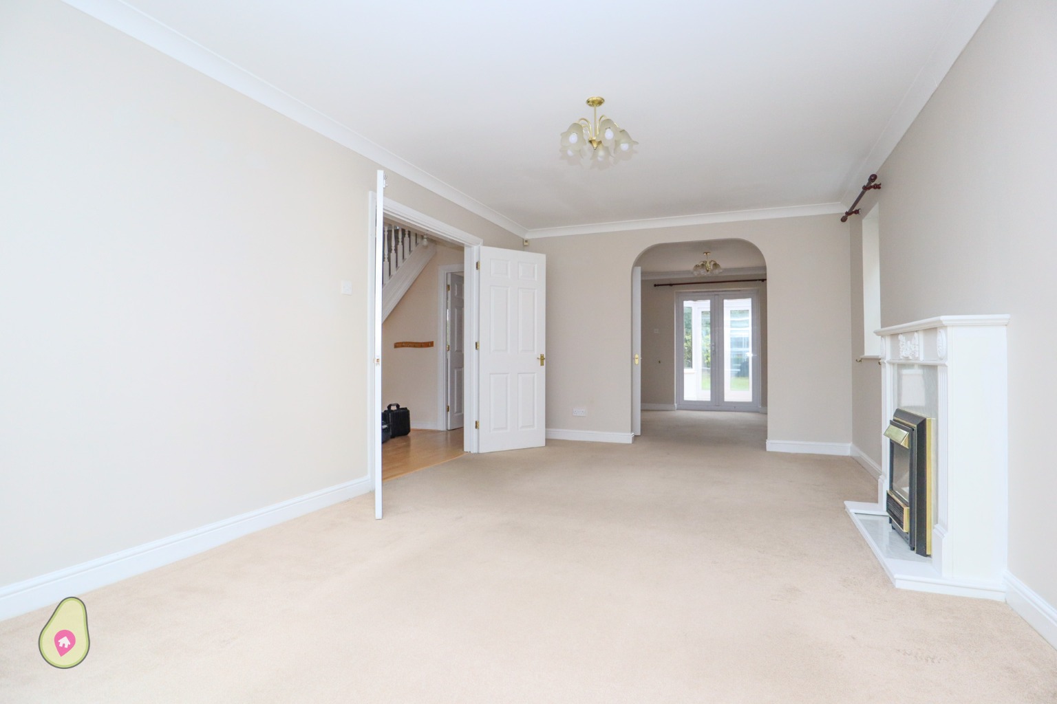4 bed detached house to rent in Heathside Park, Camberley  - Property Image 3