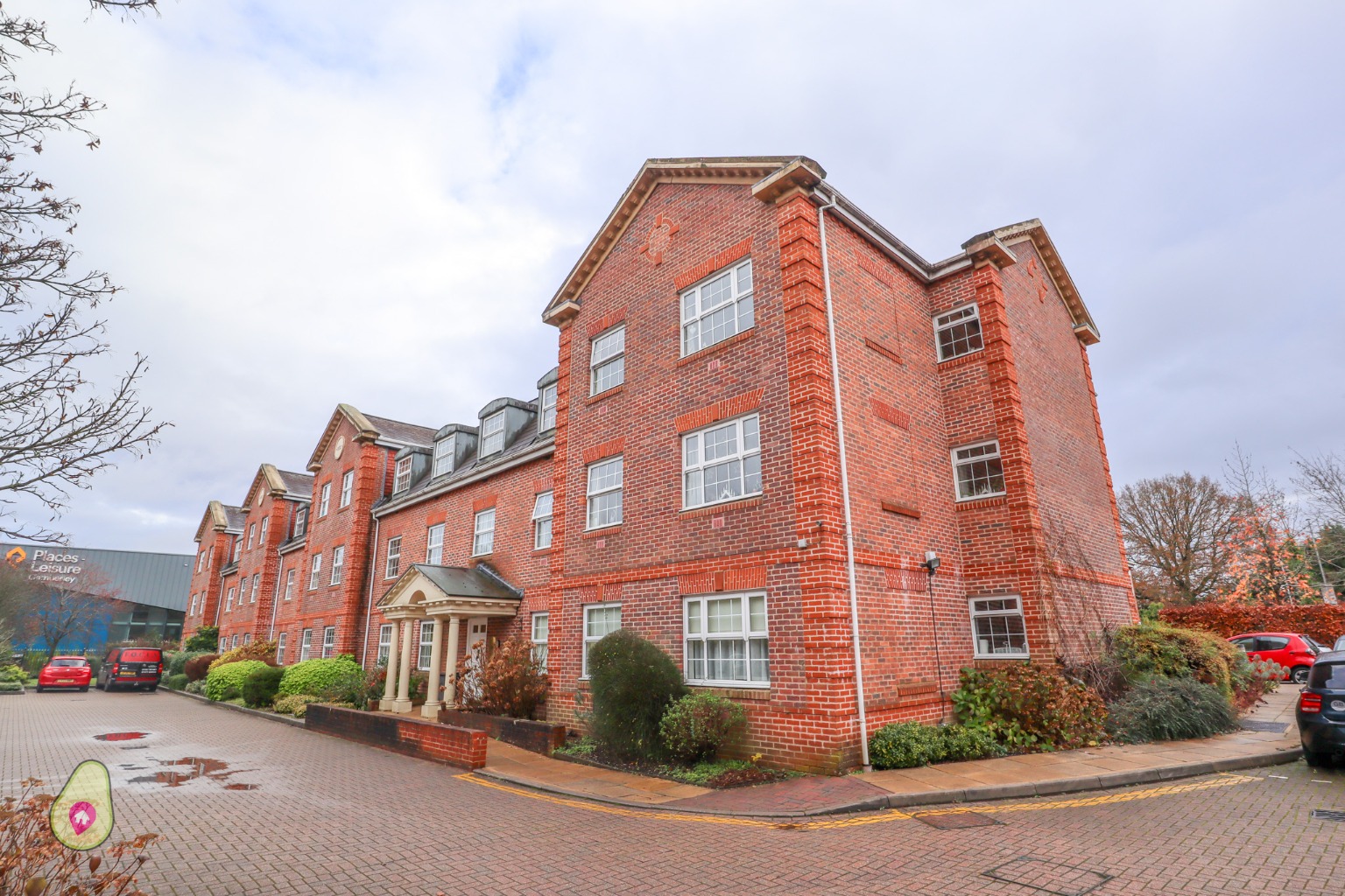 1 bed flat for sale in Academy Gate, Camberley  - Property Image 1