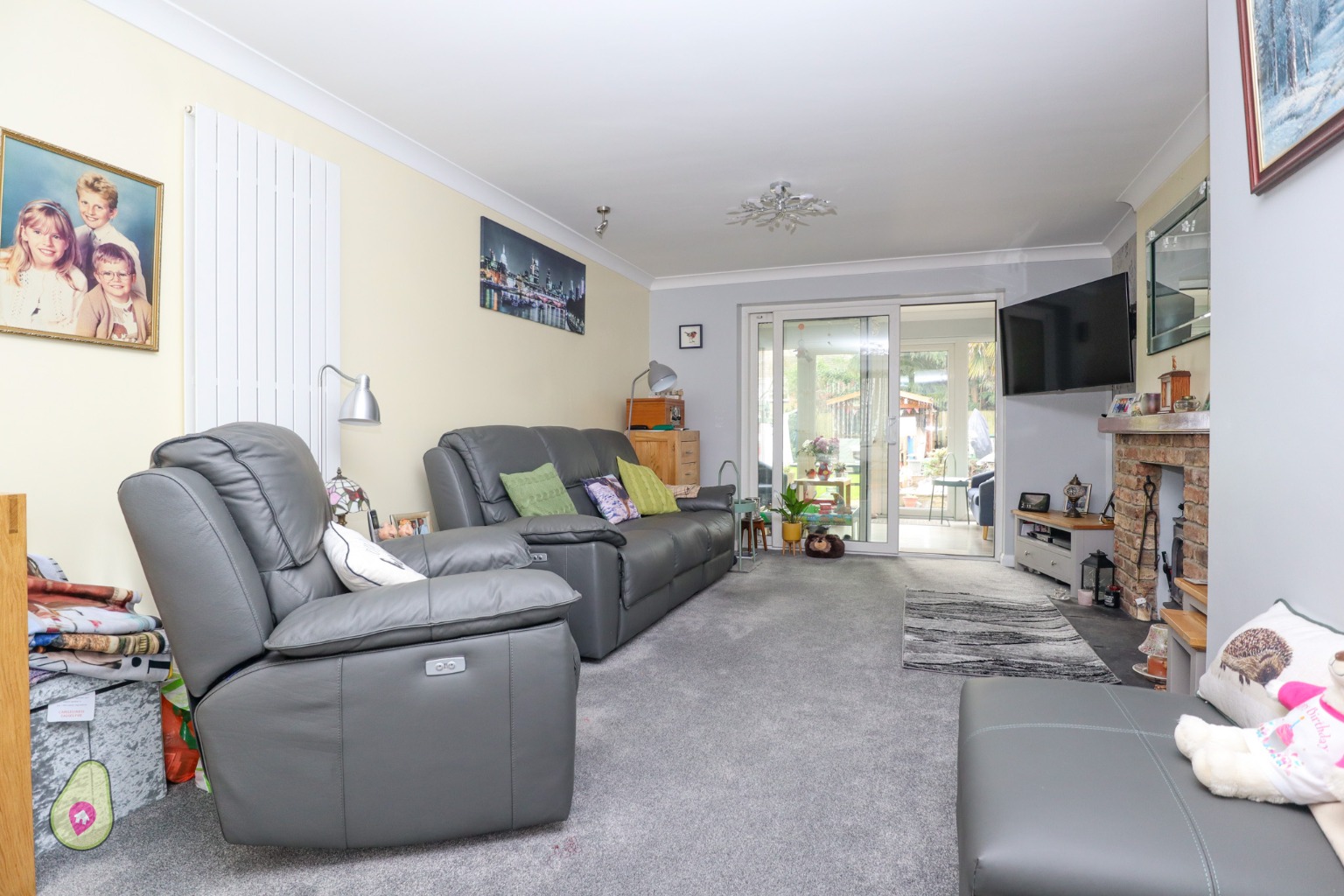 3 bed detached house for sale in Chestnut Road, Farnborough  - Property Image 6