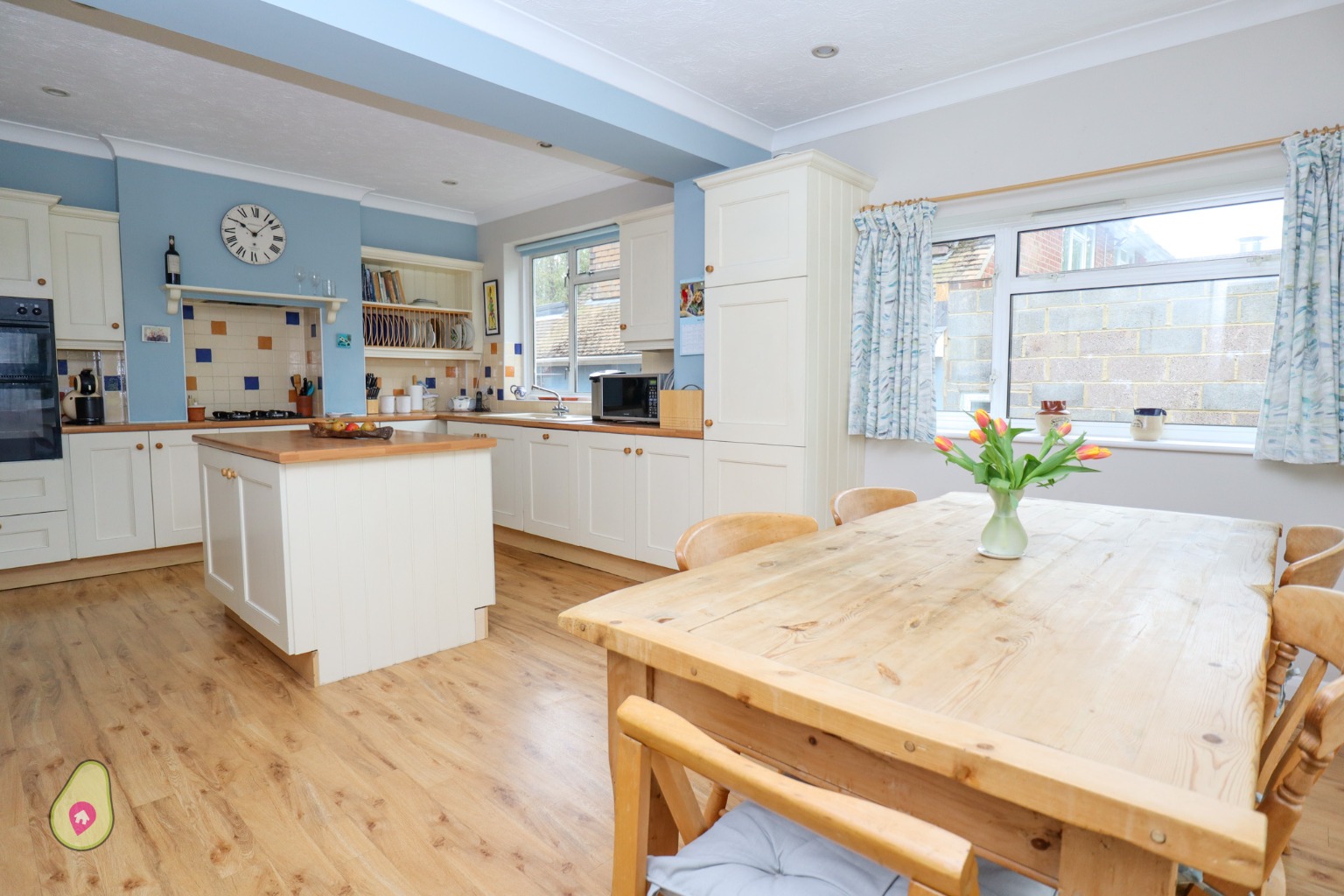 4 bed detached house for sale in Farnborough Road, Farnborough  - Property Image 2