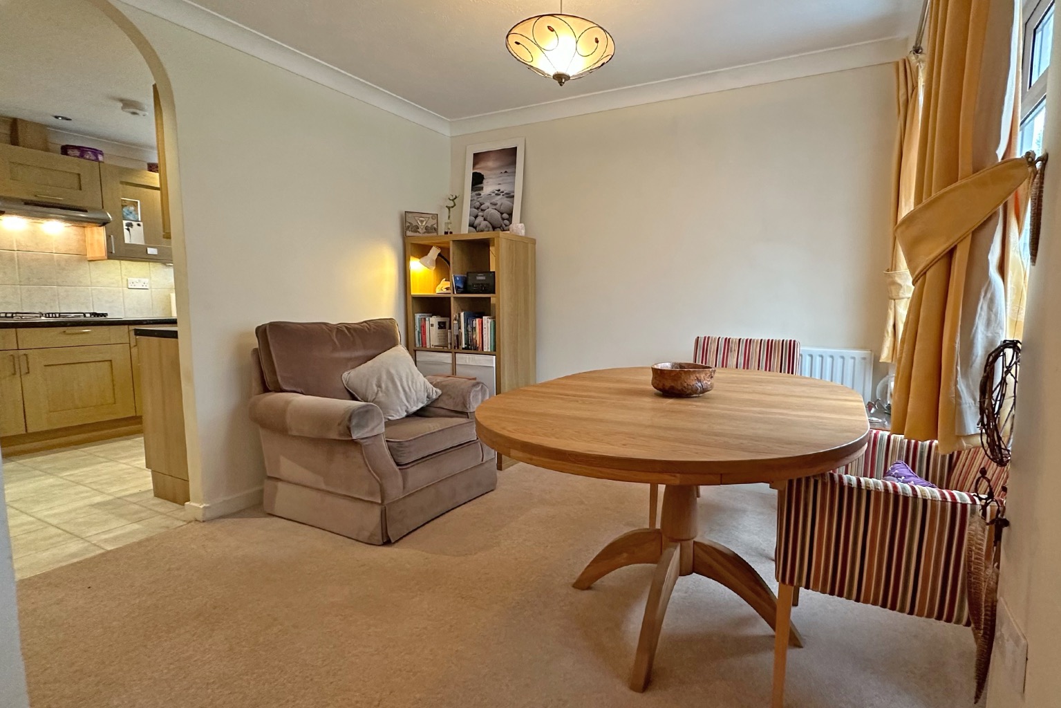 3 bed detached bungalow for sale in Lambourne Drive  - Property Image 3