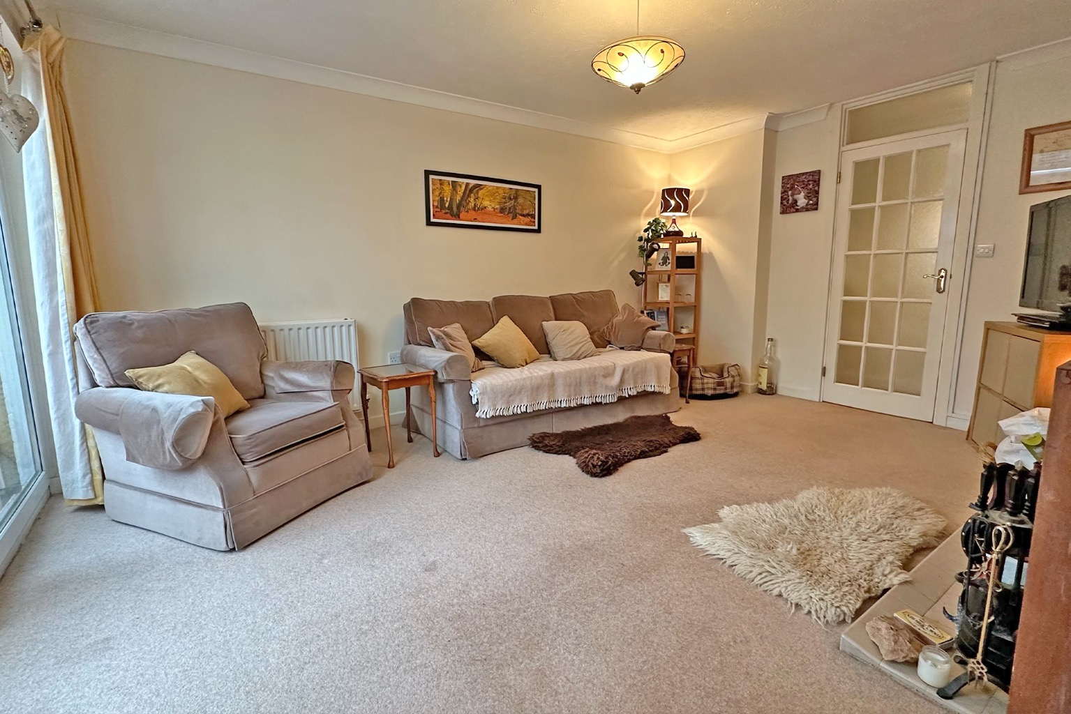 3 bed detached bungalow for sale in Lambourne Drive  - Property Image 2