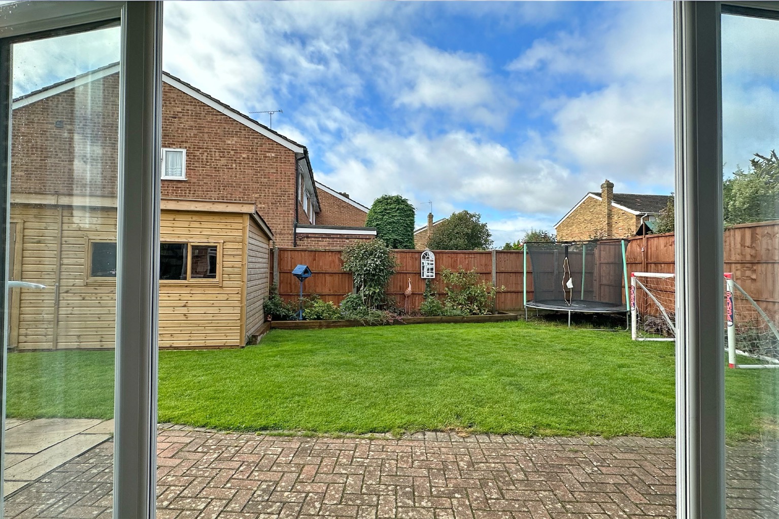 5 bed semi-detached house for sale in Culley Way, Maidenhead  - Property Image 17