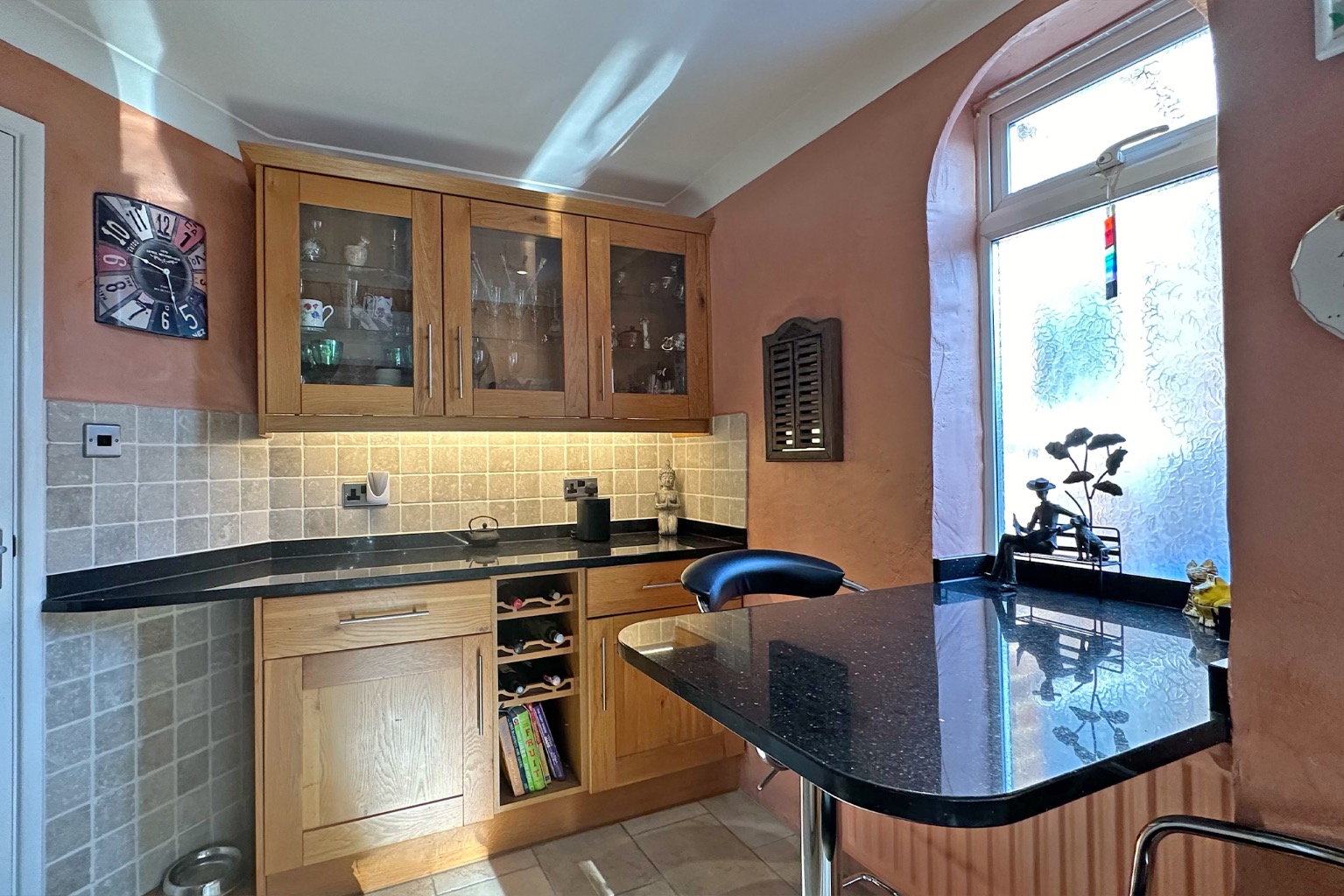3 bed semi-detached house for sale in Winchester Drive, Maidenhead  - Property Image 4
